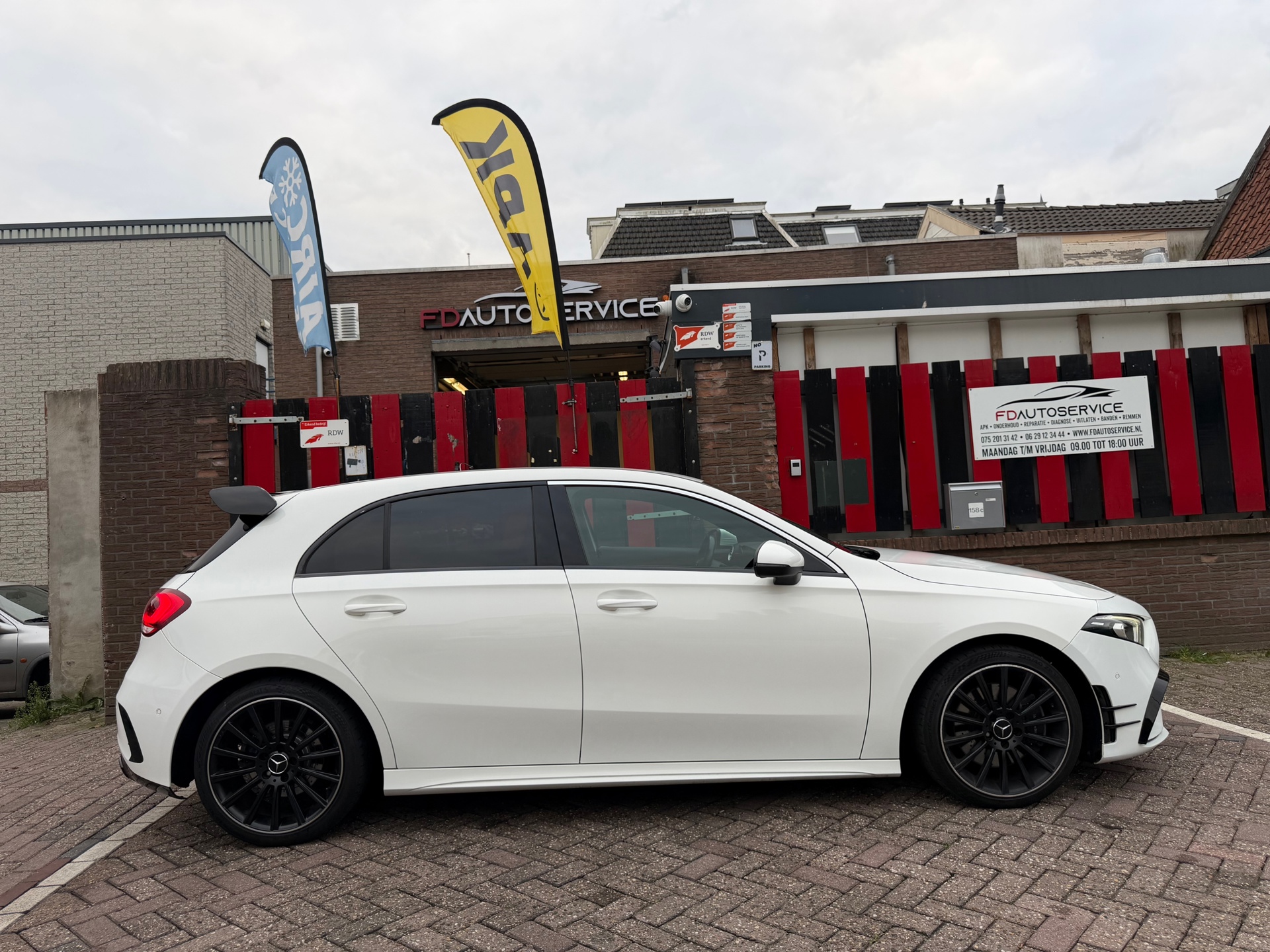 Foto van Mercedes-Benz A 220
