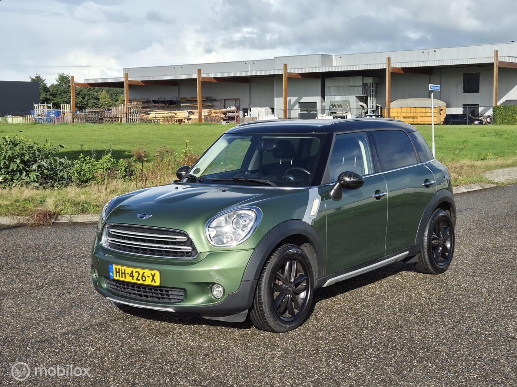Mini Cooper 1.6 Cooper Clima / Cruise / Top onderhouden 2015 - voorkant