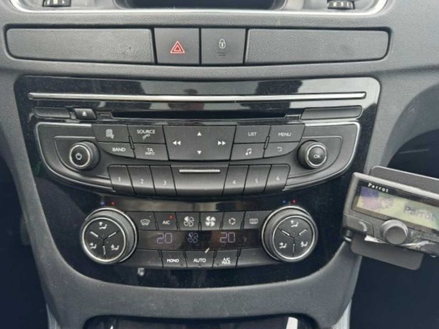 Foto van Peugeot 508, 1,6 HDI 114 HK SW