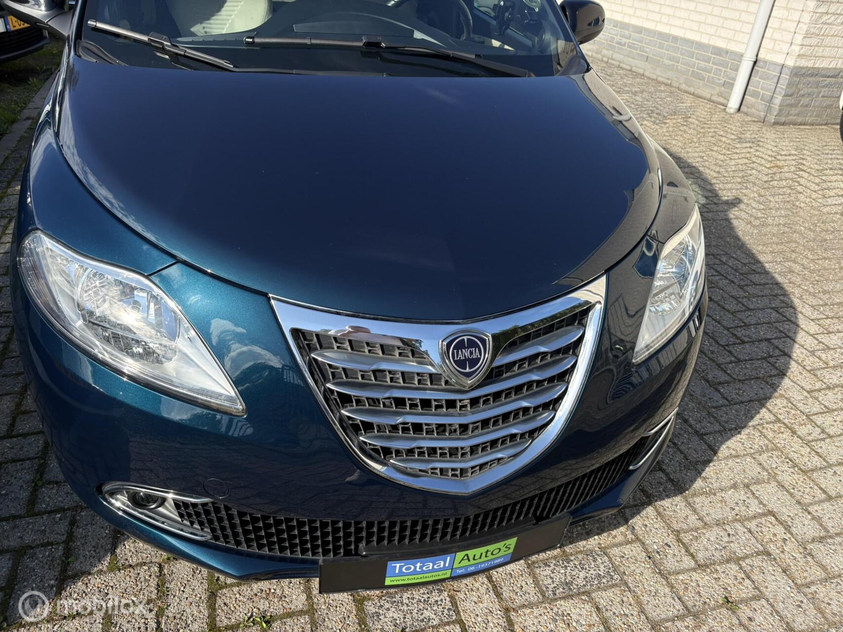 Foto van Lancia Ypsilon