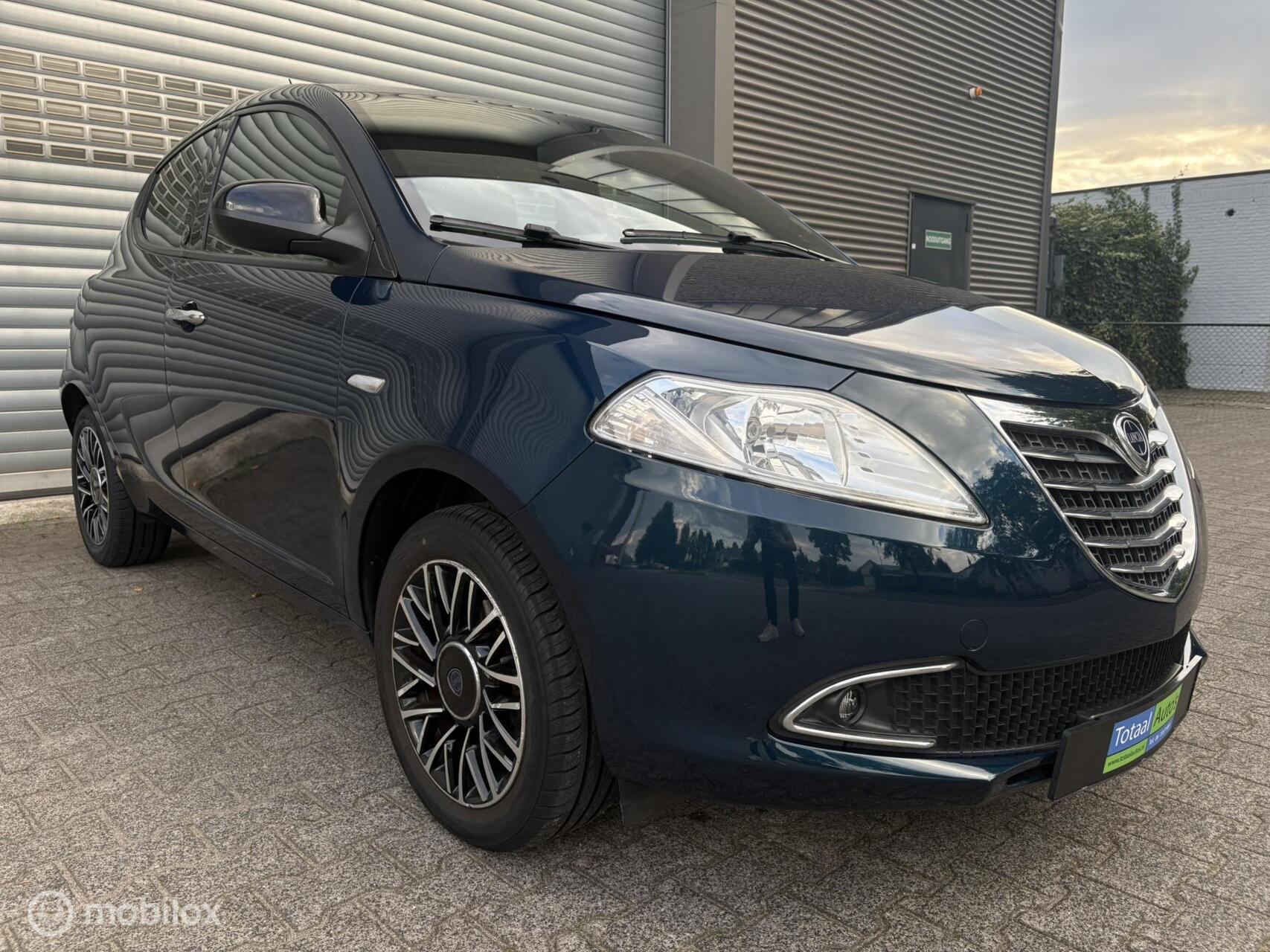 Foto van Lancia Ypsilon