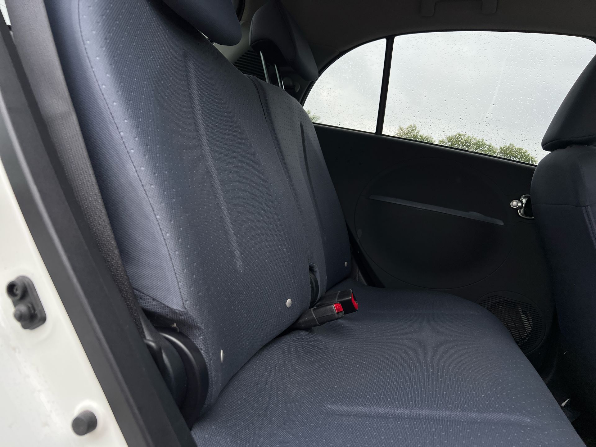 Foto van Peugeot Ion