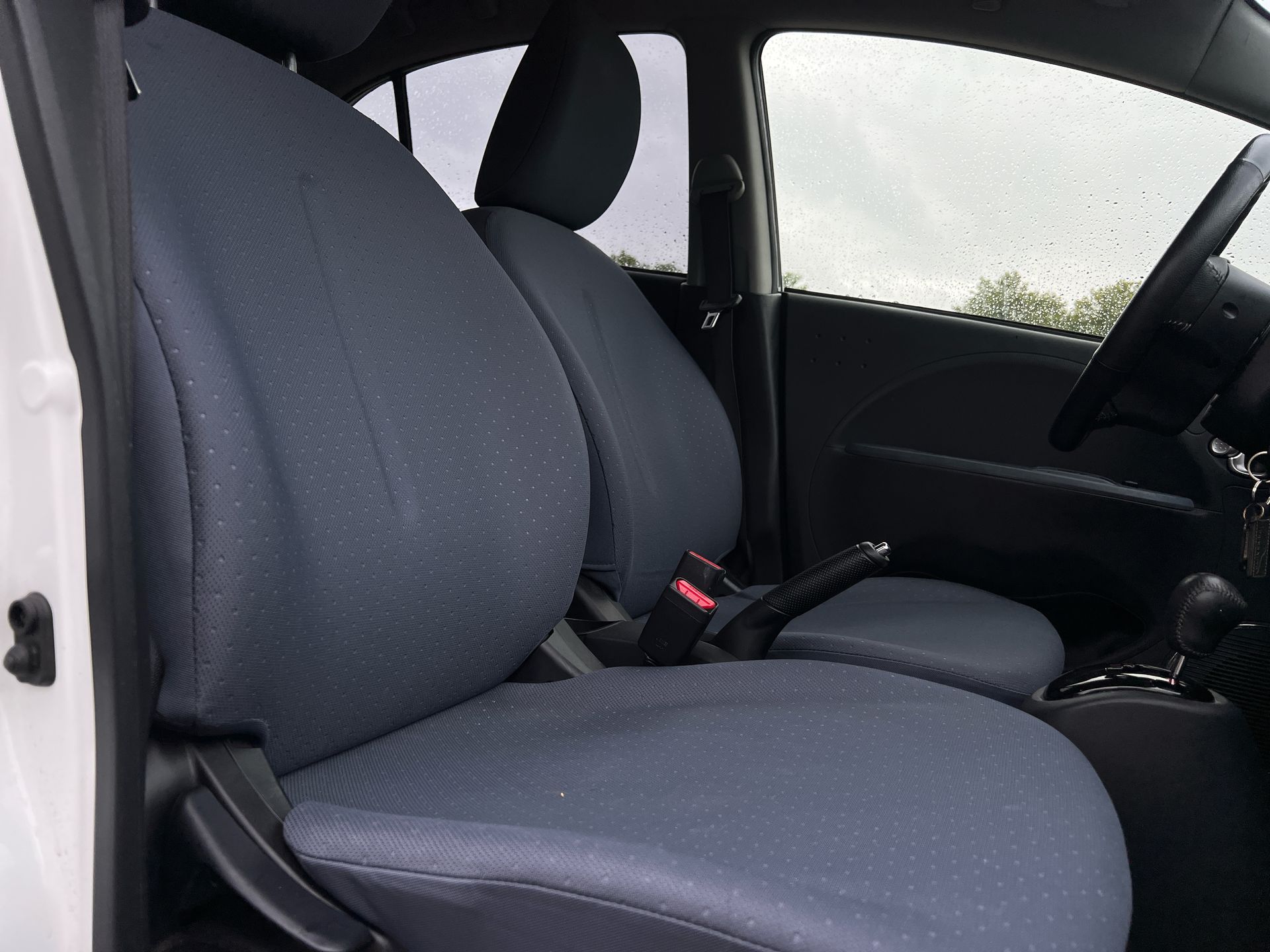 Foto van Peugeot Ion