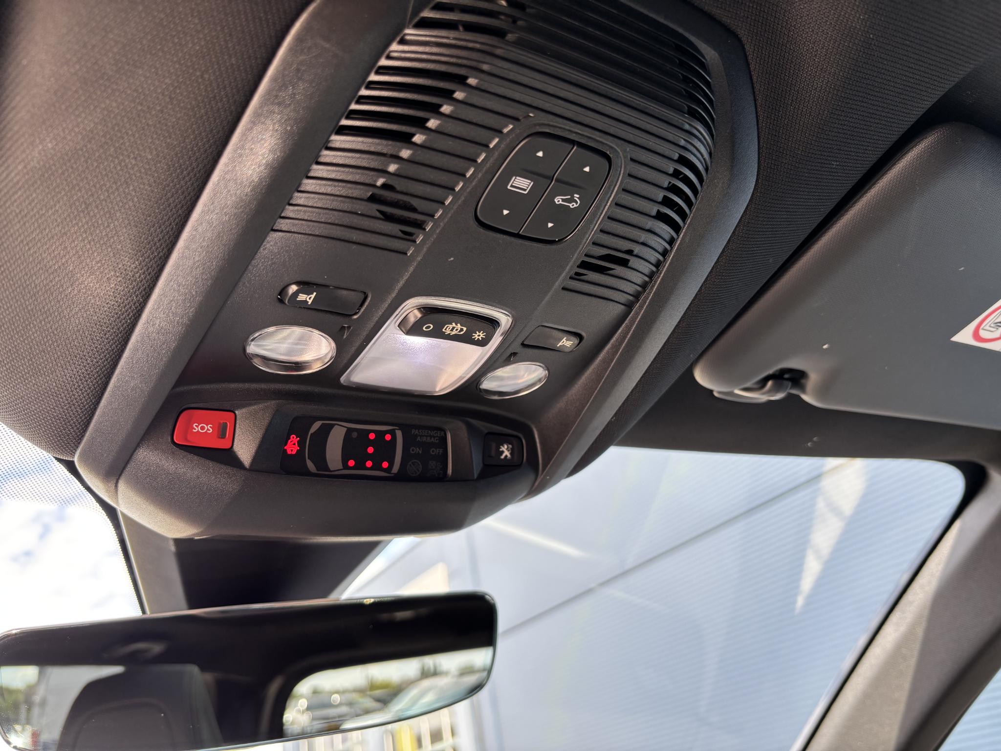 Foto van Peugeot 5008