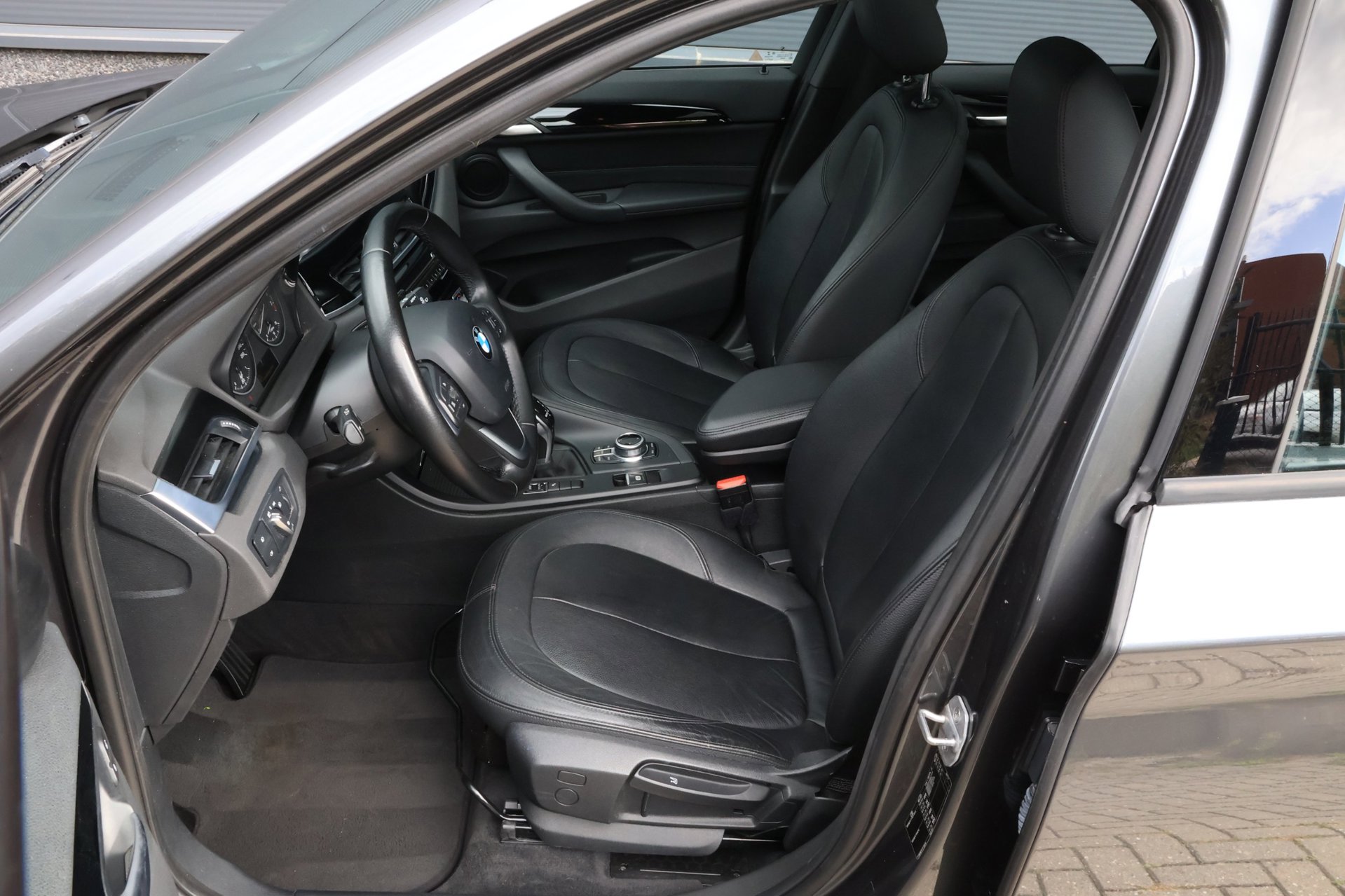 Foto van BMW X1 Sdrive18i