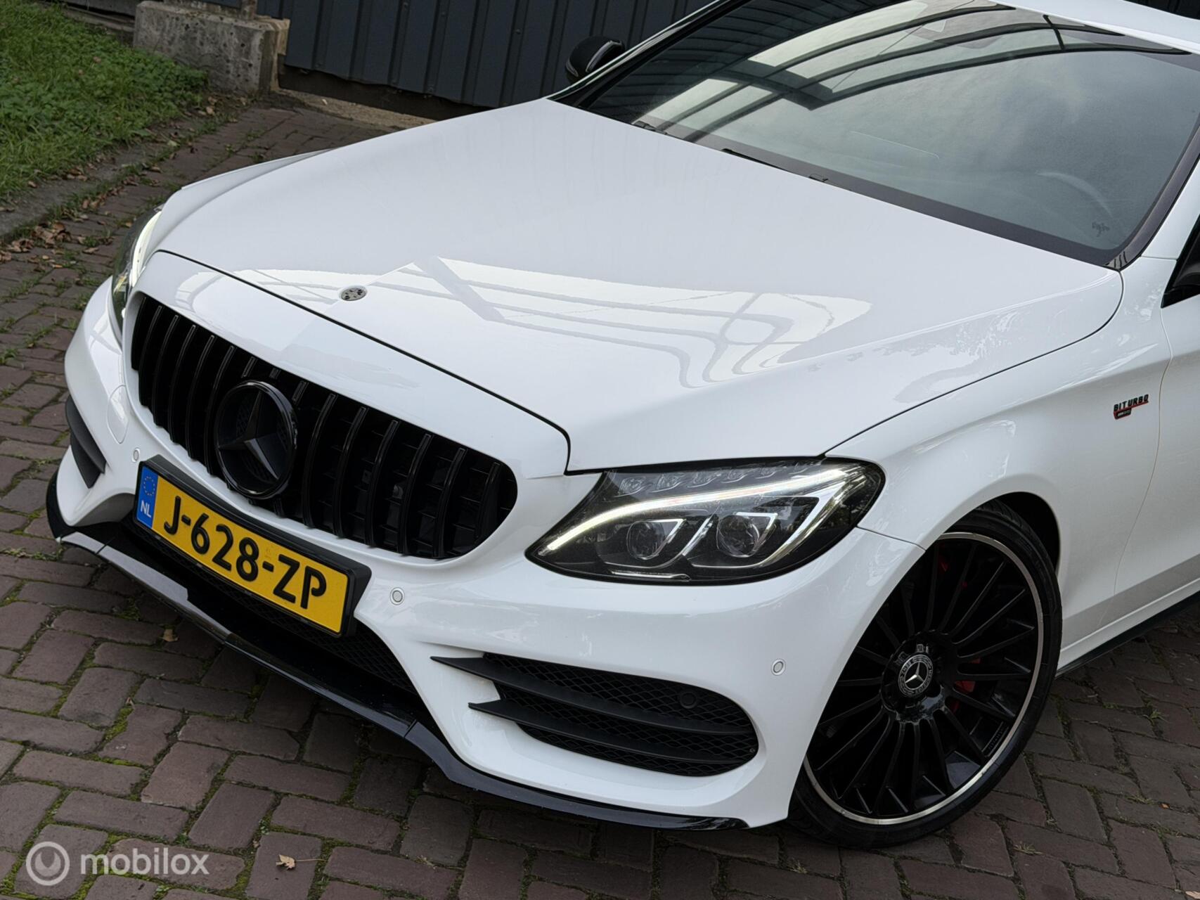 Foto van Mercedes-Benz C 400 4Matic