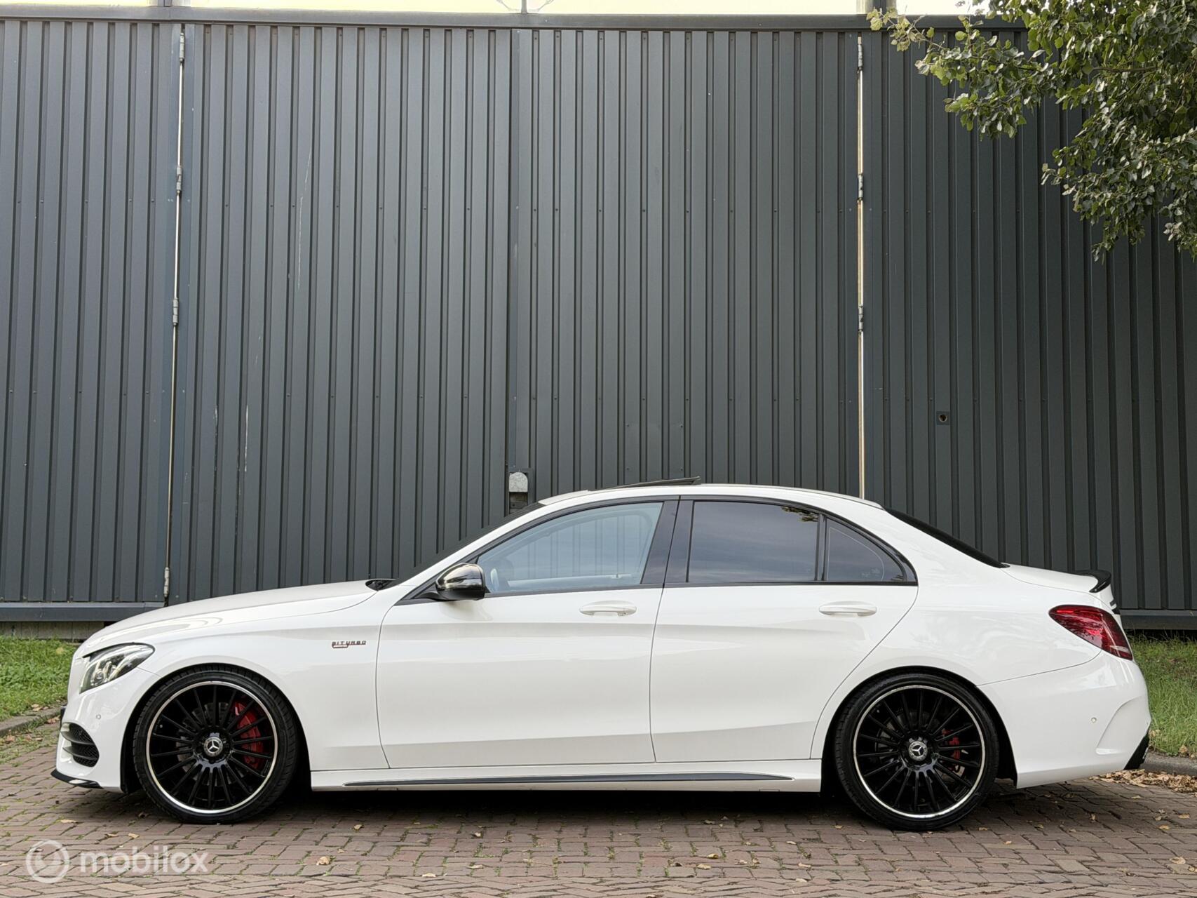 Foto van Mercedes-Benz C 400 4Matic