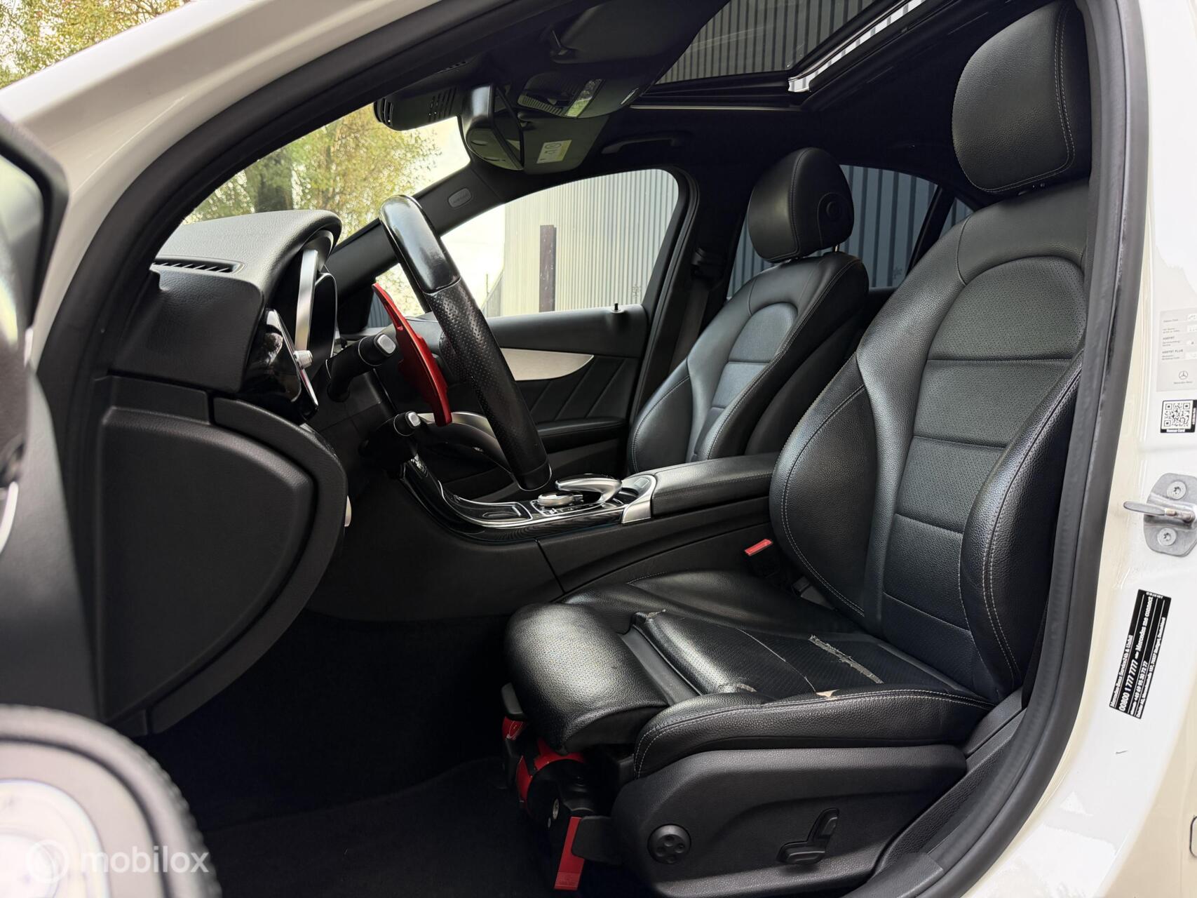 Foto van Mercedes-Benz C 400 4Matic