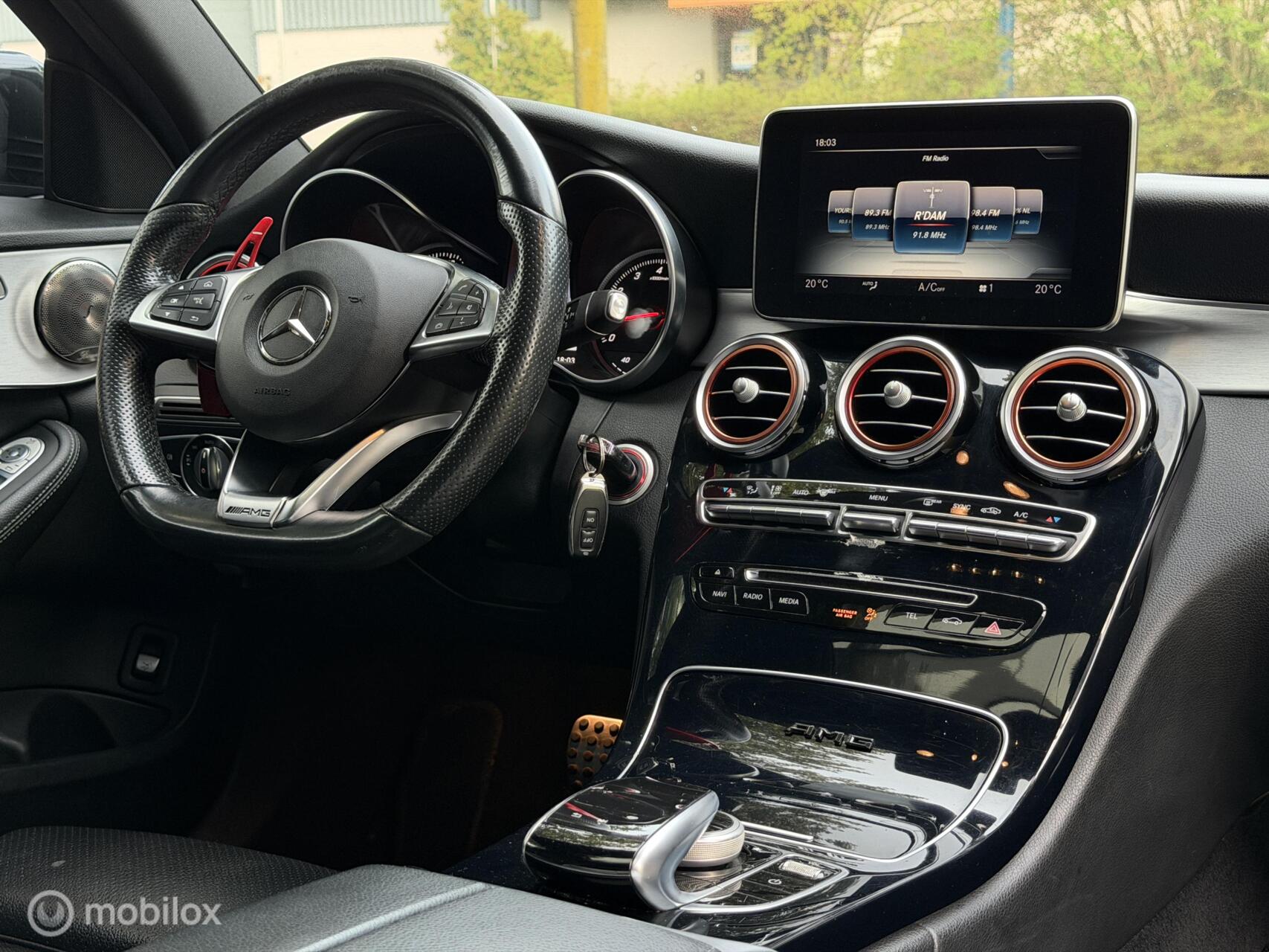Foto van Mercedes-Benz C 400 4Matic