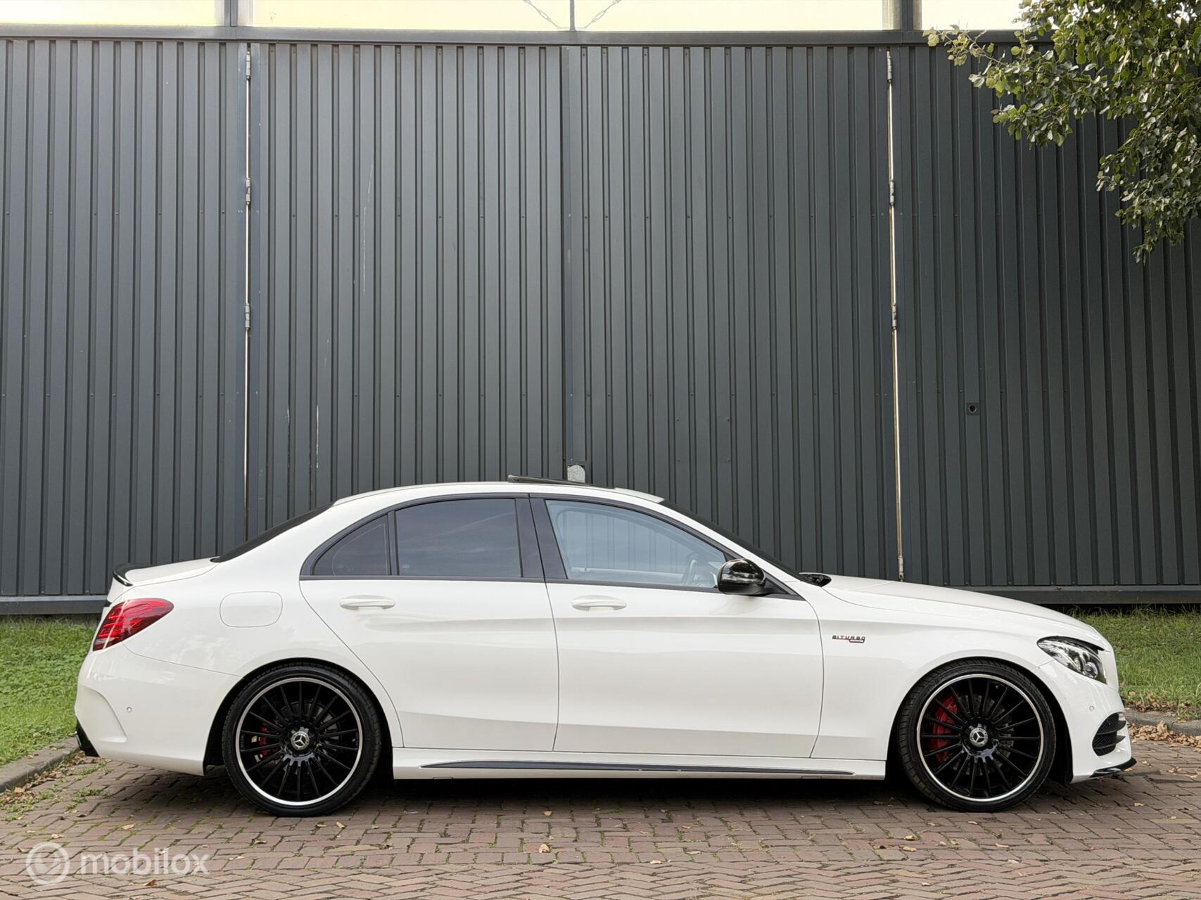 Foto van Mercedes-Benz C 400 4Matic