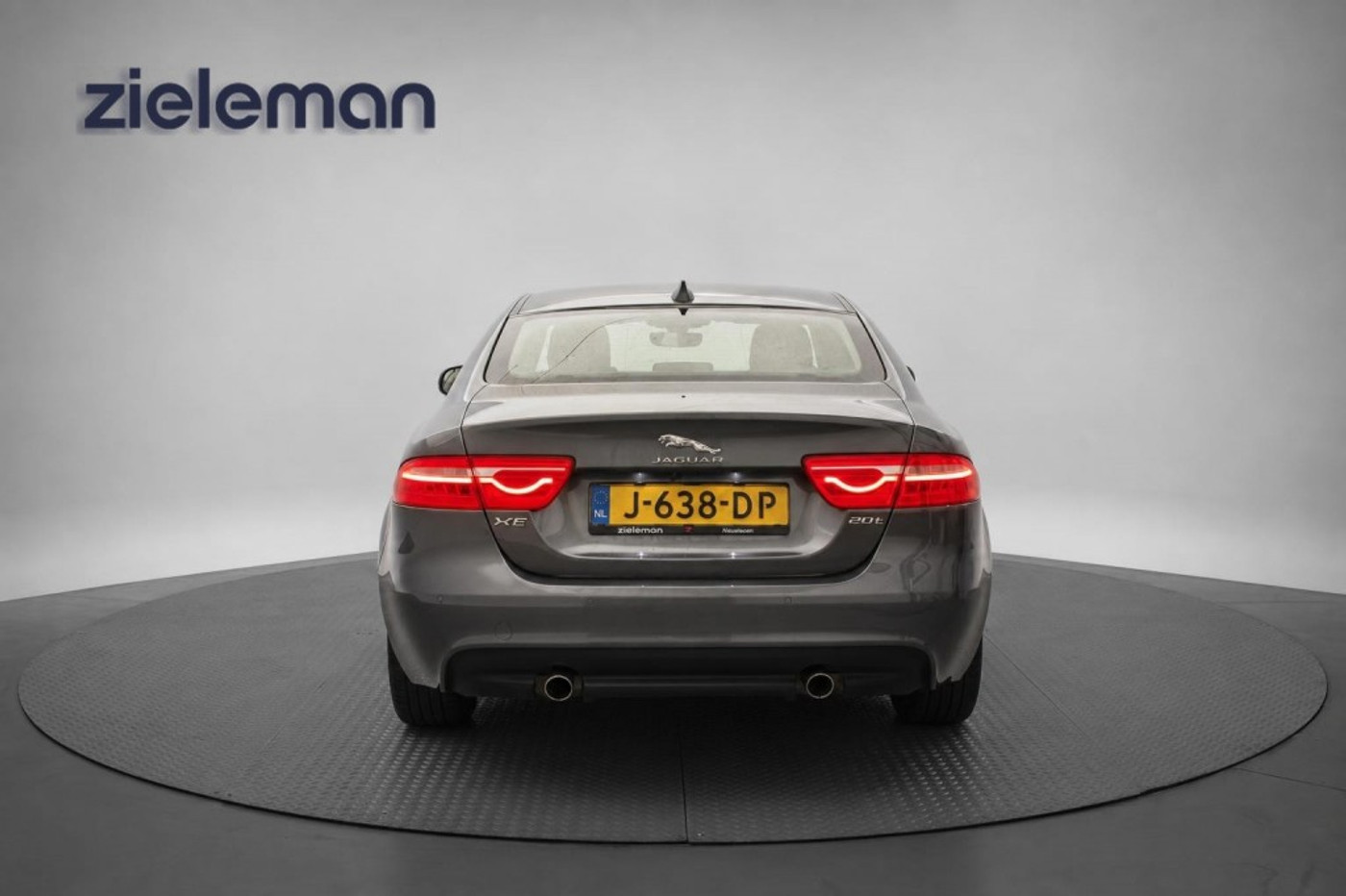 Foto van Jaguar Jaguar Xe