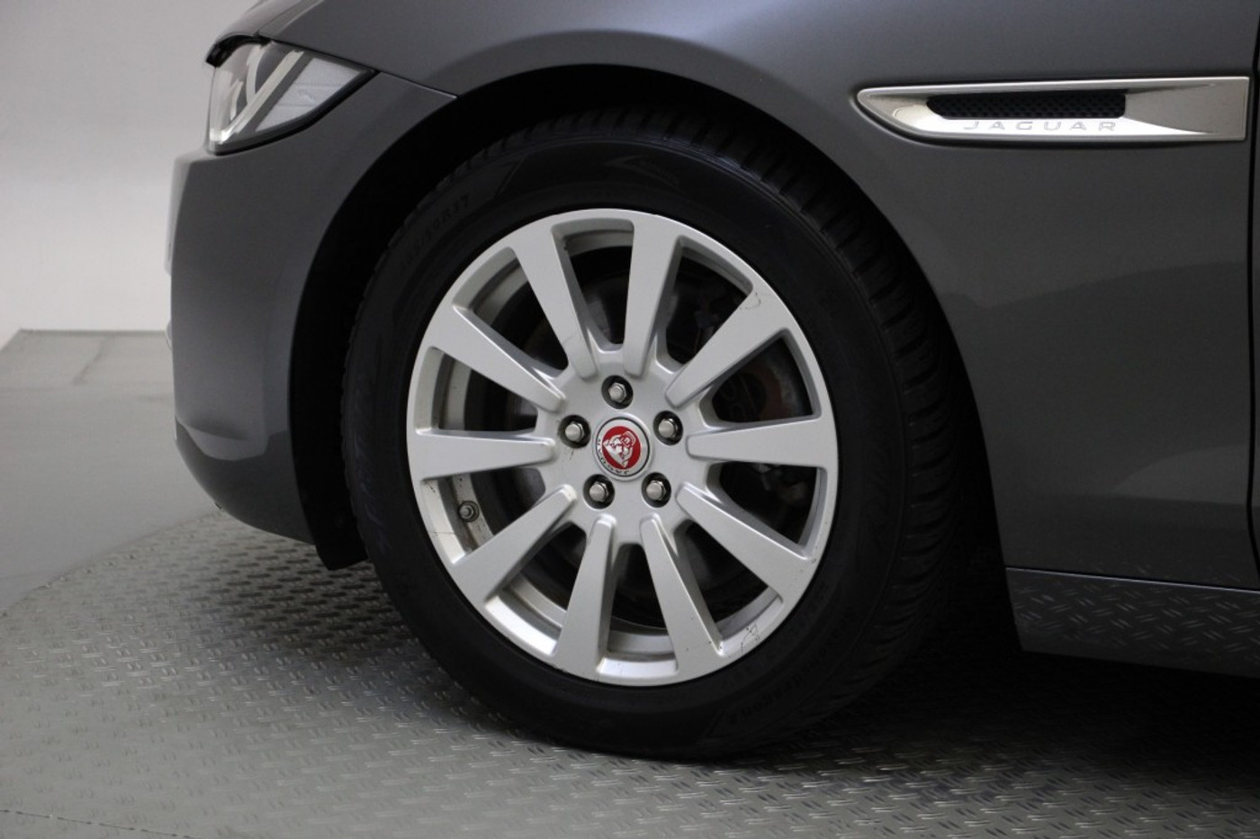 Foto van Jaguar Jaguar Xe