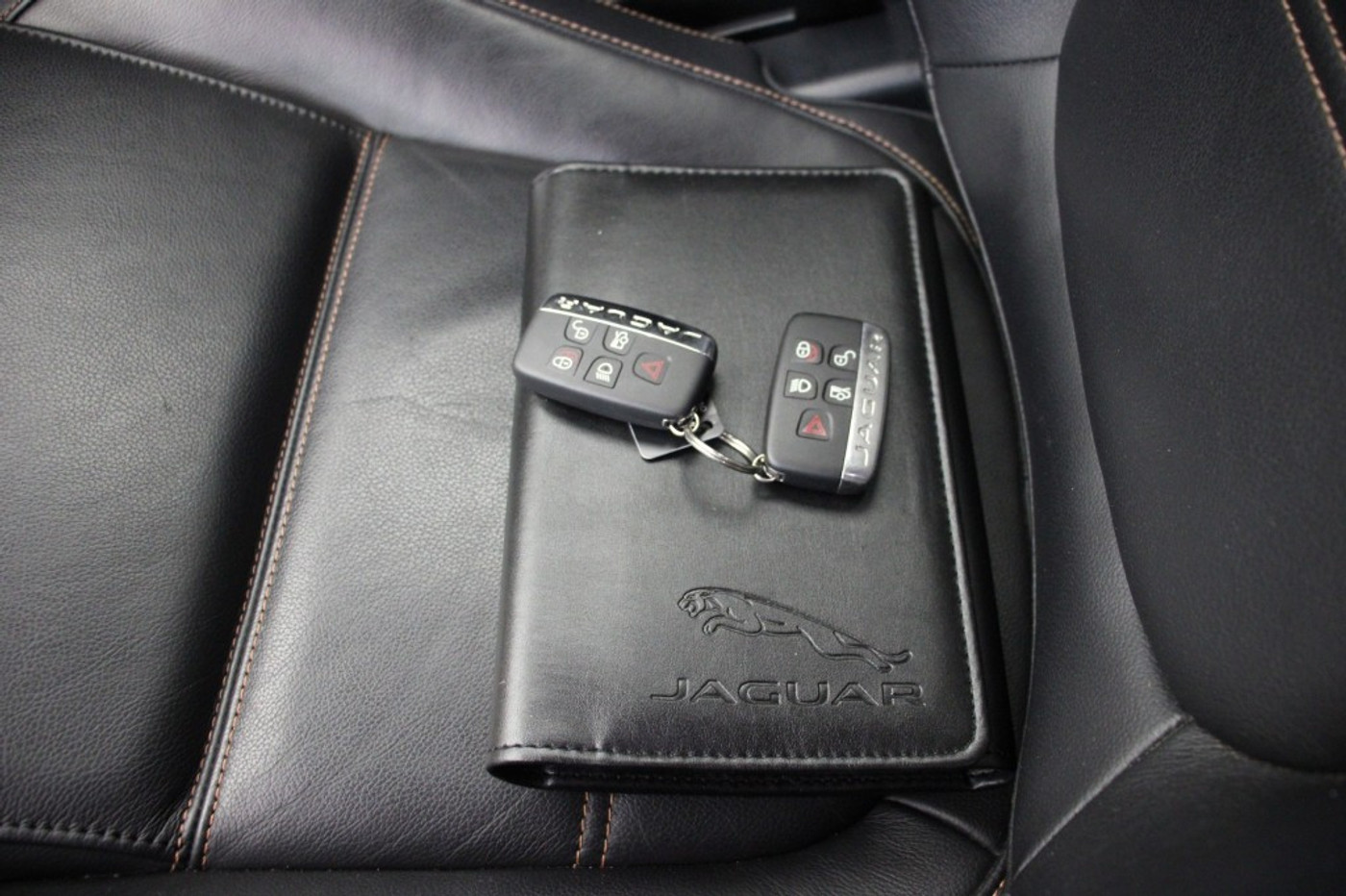 Foto van Jaguar Jaguar Xe