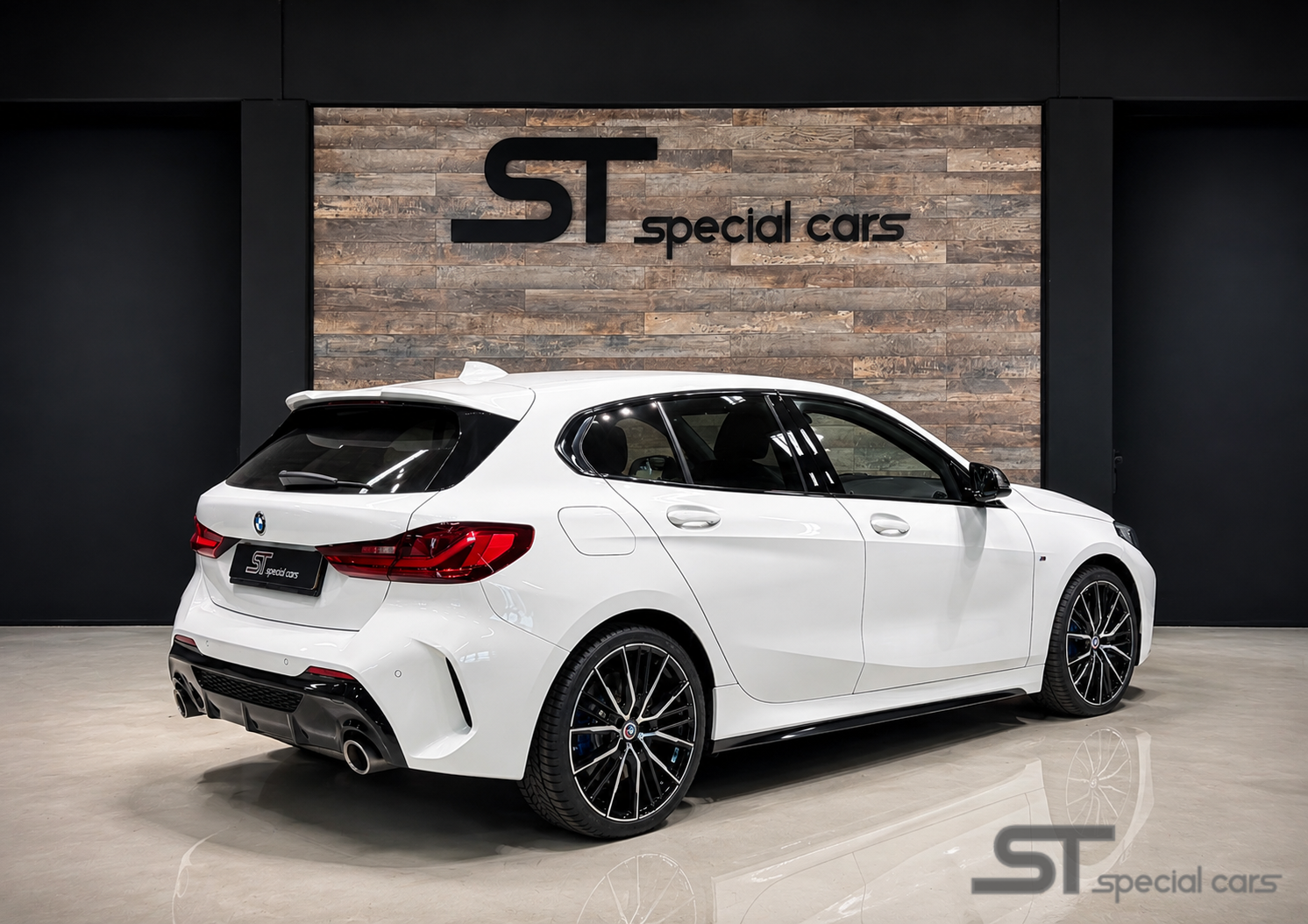Foto van BMW M135i xDrive