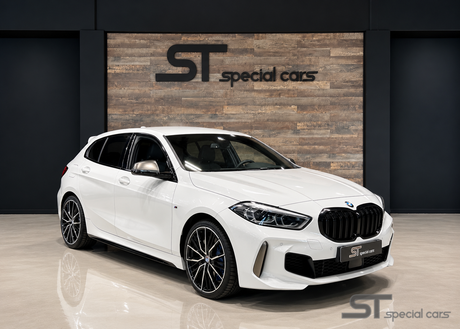 Foto van BMW M135i xDrive