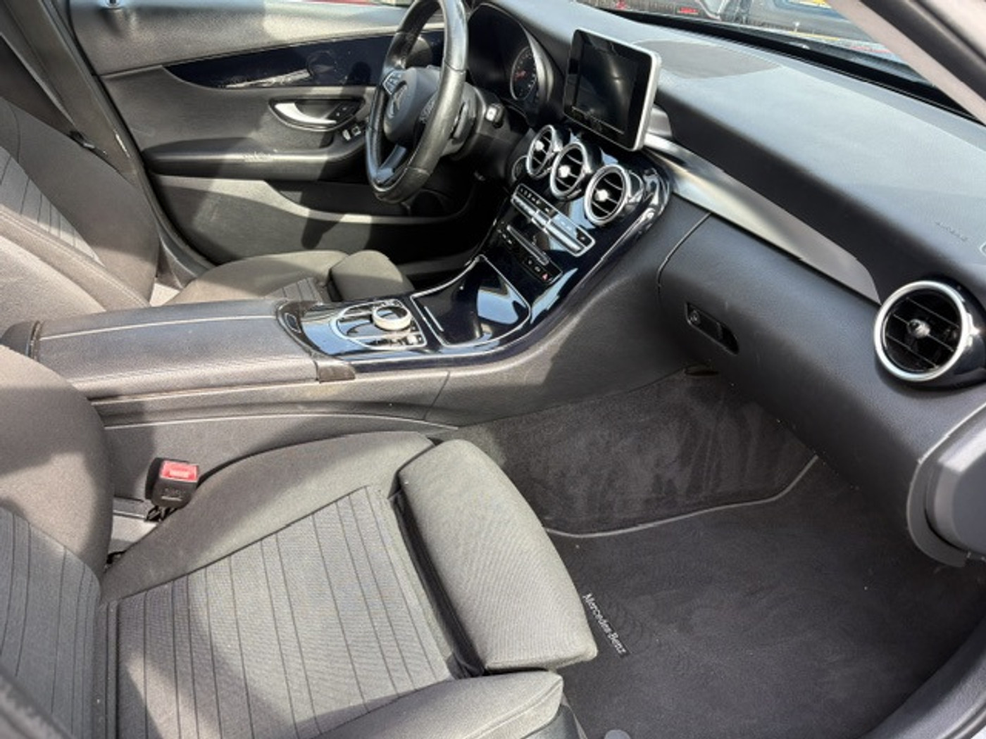 Foto van Mercedes-Benz C 300 H