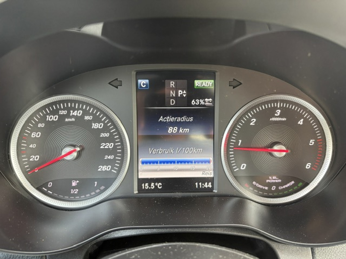 Foto van Mercedes-Benz C 300 H