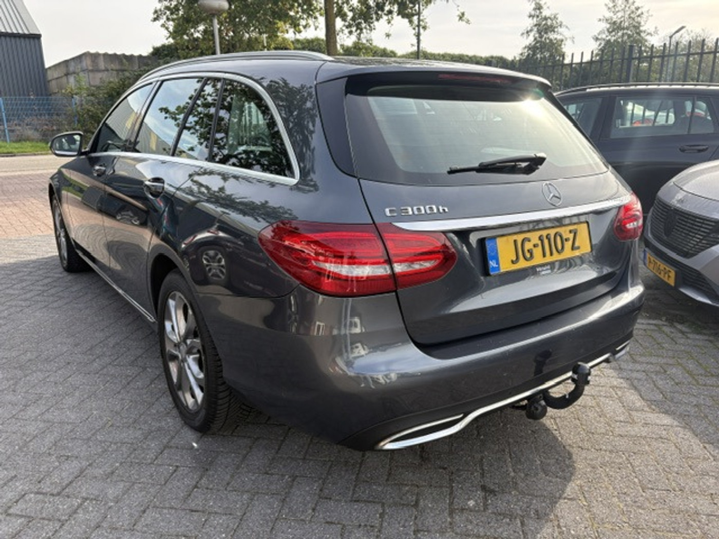 Foto van Mercedes-Benz C 300 H