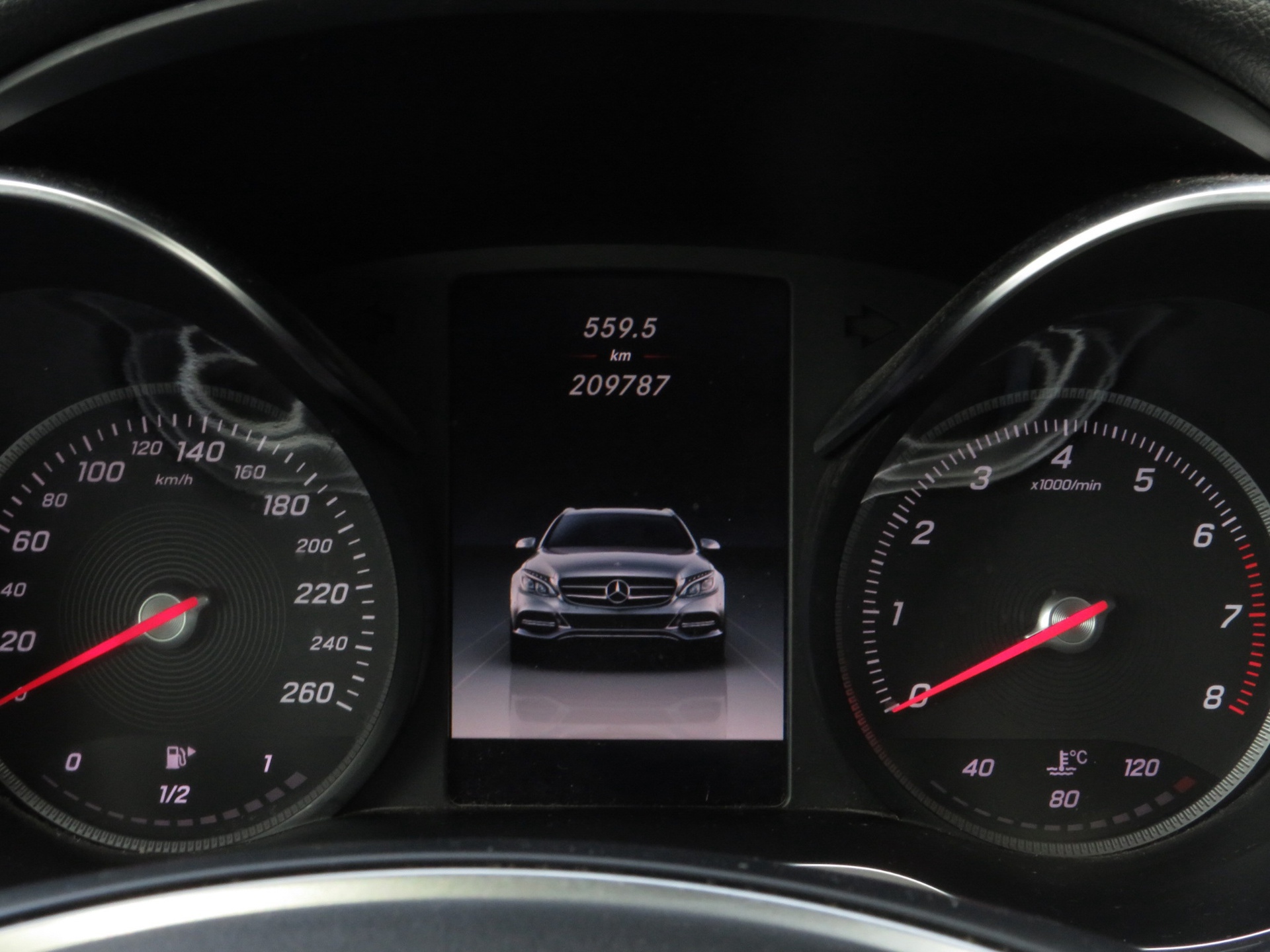 Foto van Mercedes-Benz C 200