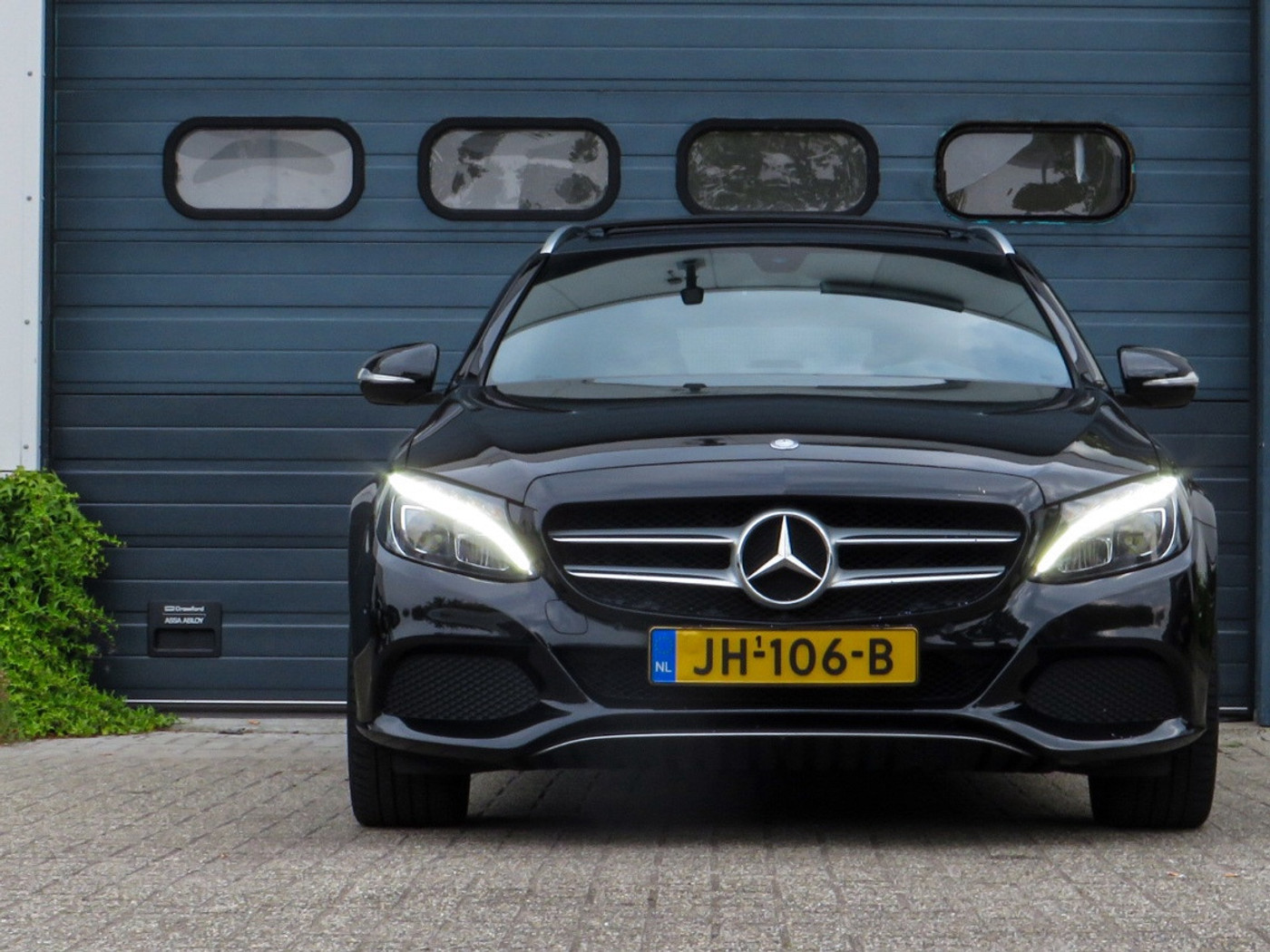 Foto van Mercedes-Benz C 200