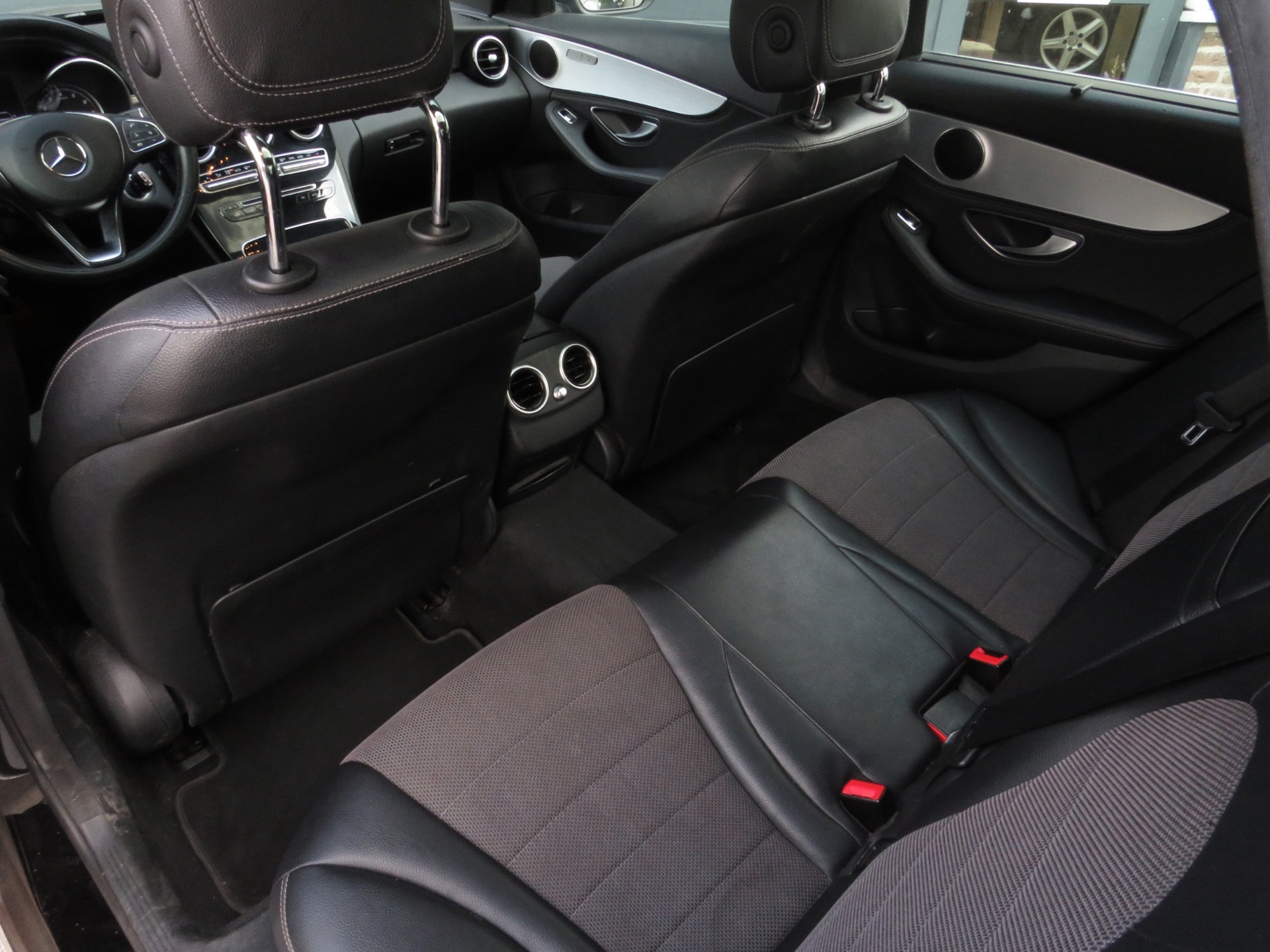 Foto van Mercedes-Benz C 200