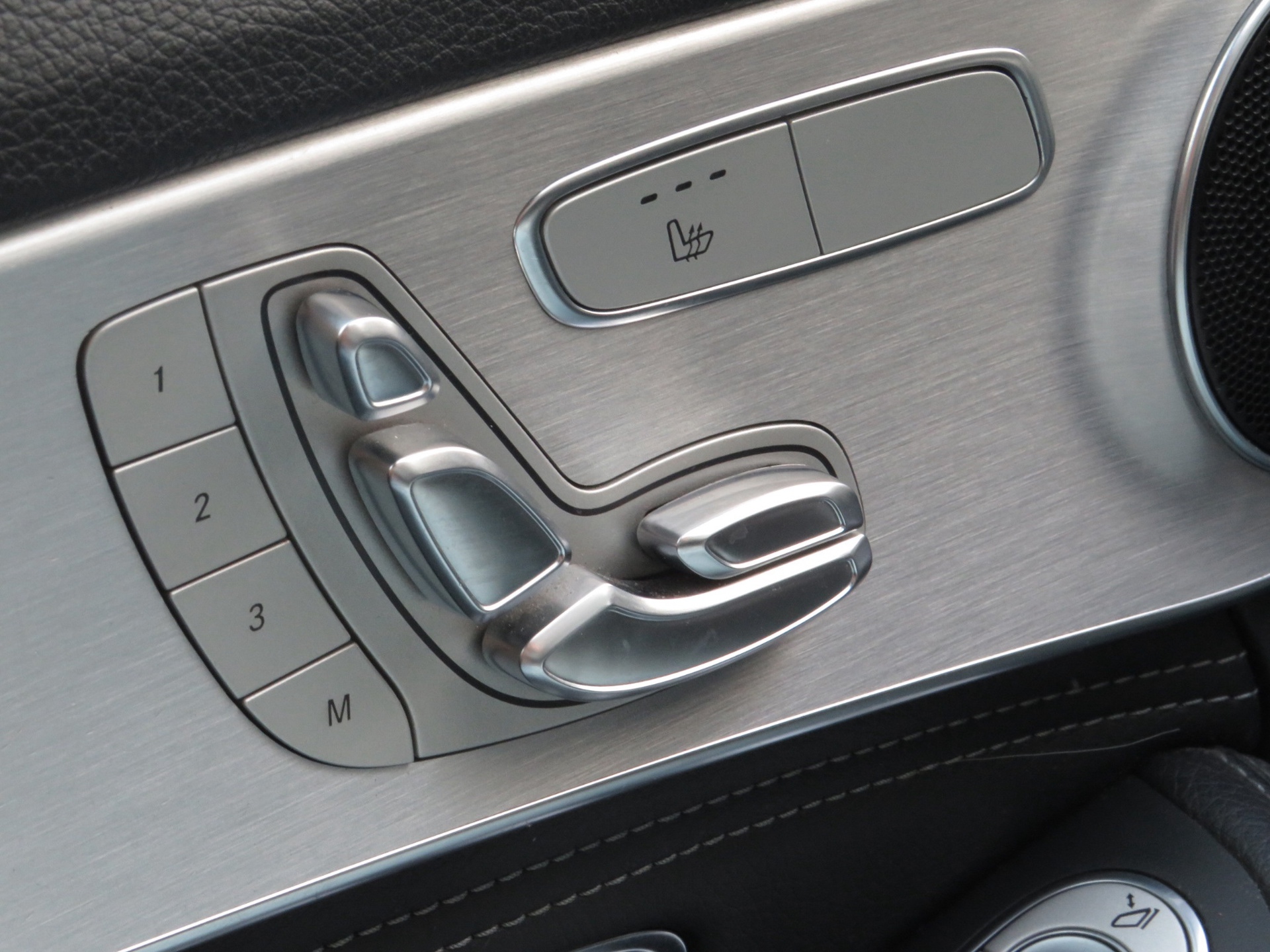 Foto van Mercedes-Benz C 200