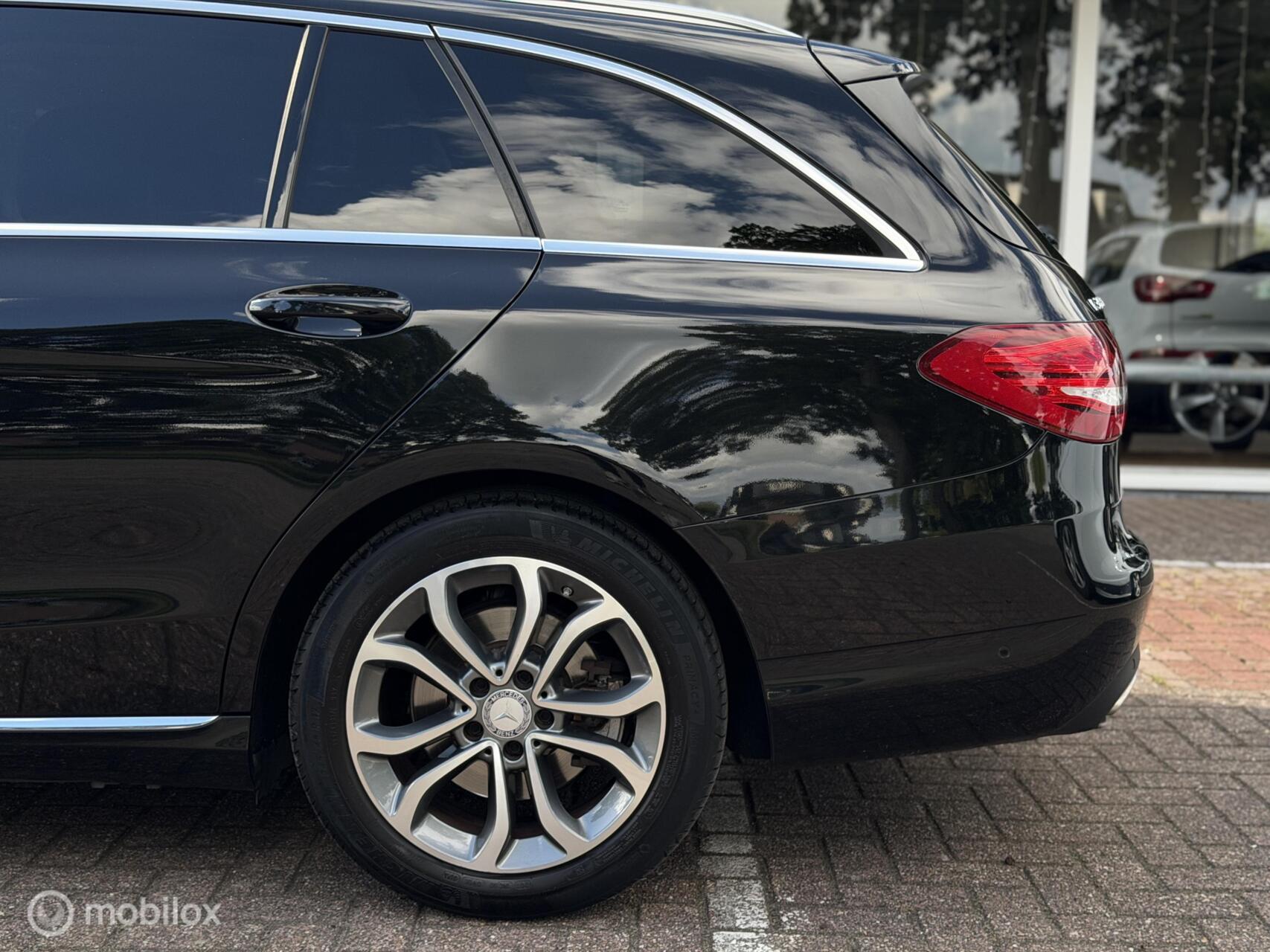 Foto van Mercedes-Benz C 350 E