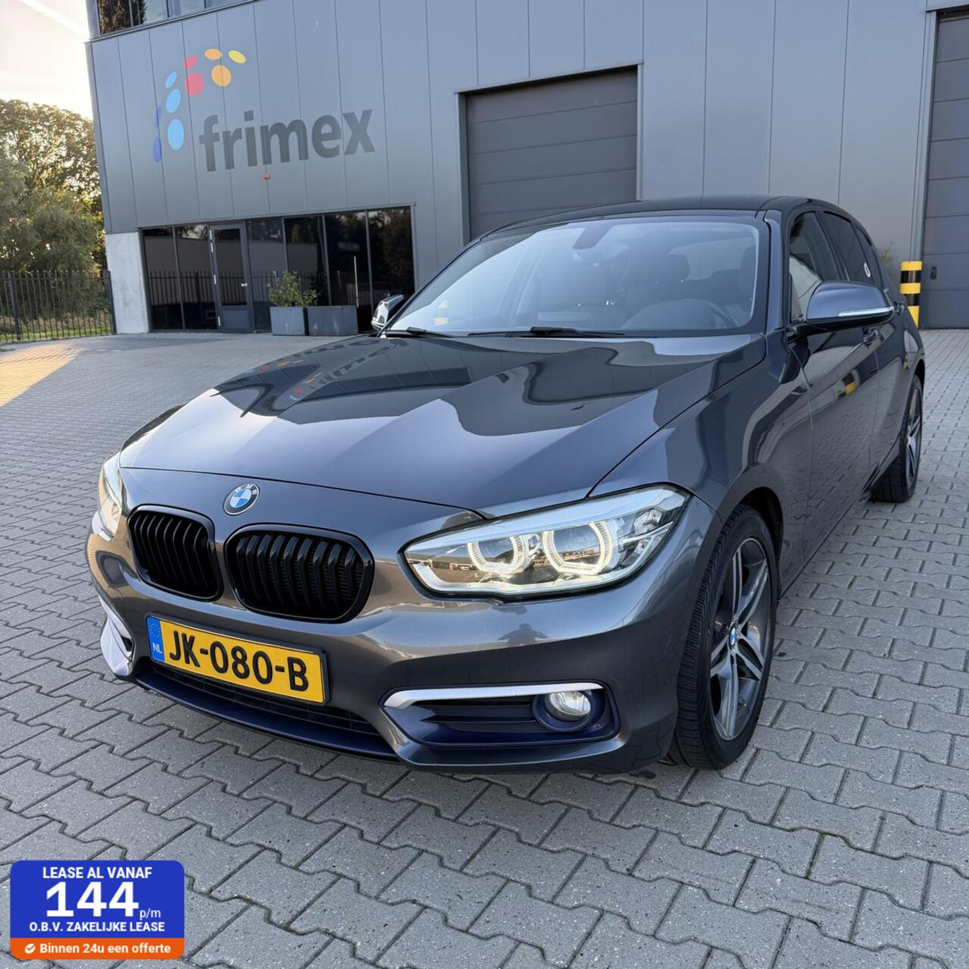 BMW 118i 118i Centennial Executive | Automaat | NW APK ! 2016 - voorkant