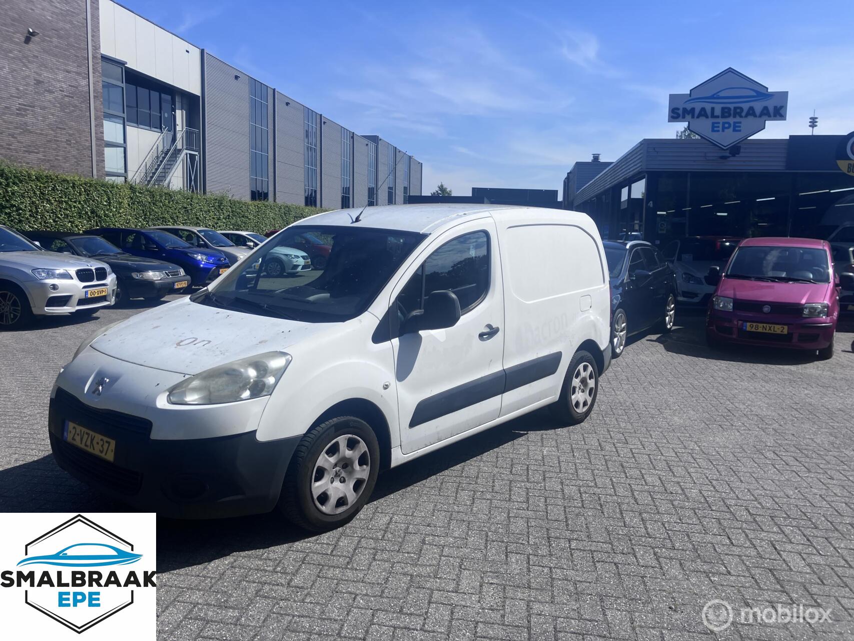 Peugeot Partner 120 1.6 HDI L1 XT Profit + 2012 - voorkant