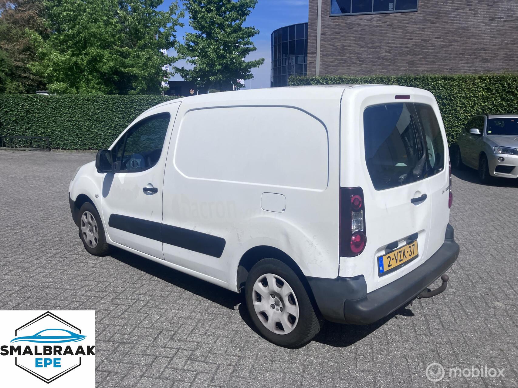 Foto van Peugeot Partner