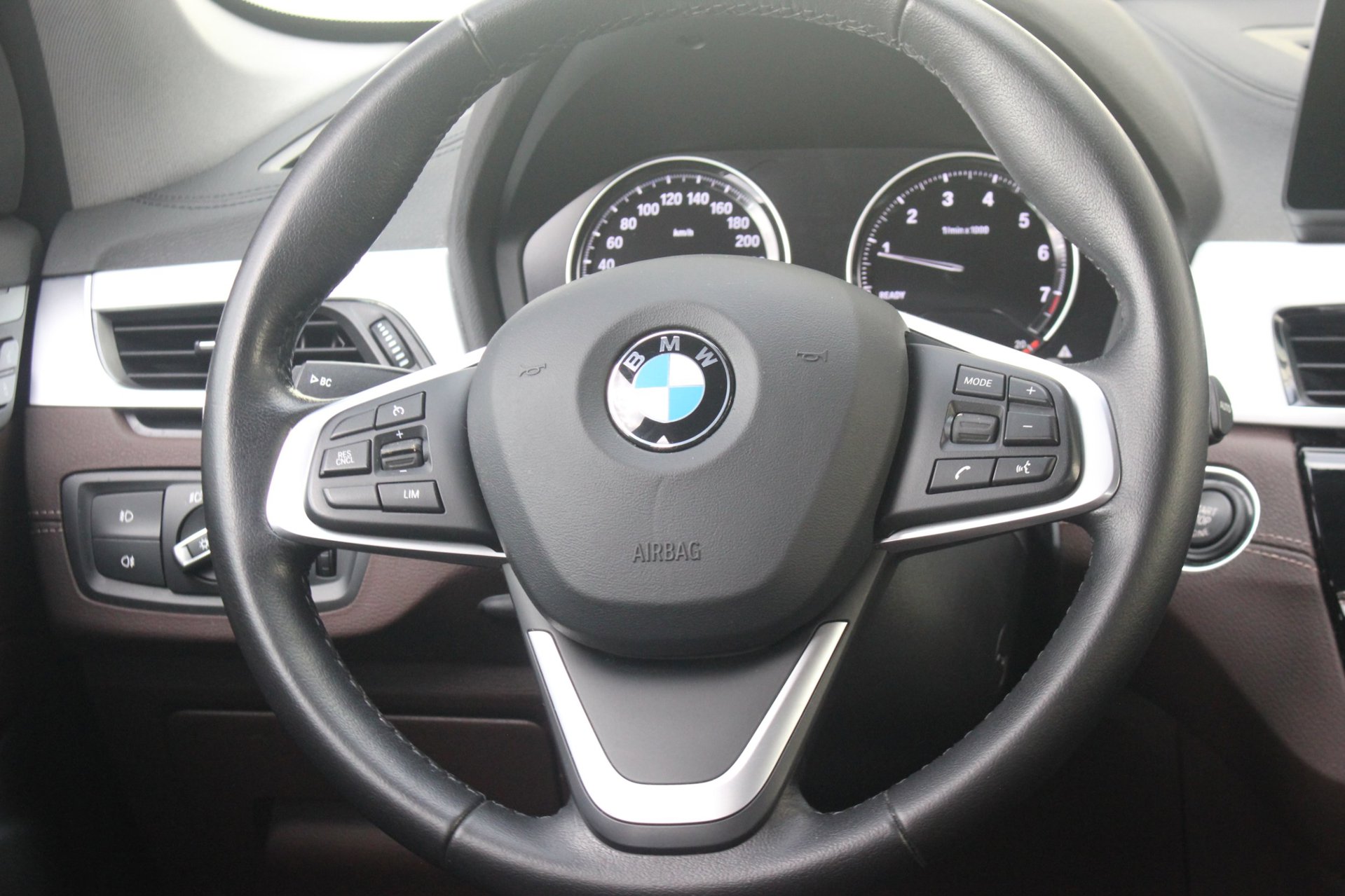 Foto van BMW X1 Sdrive20i