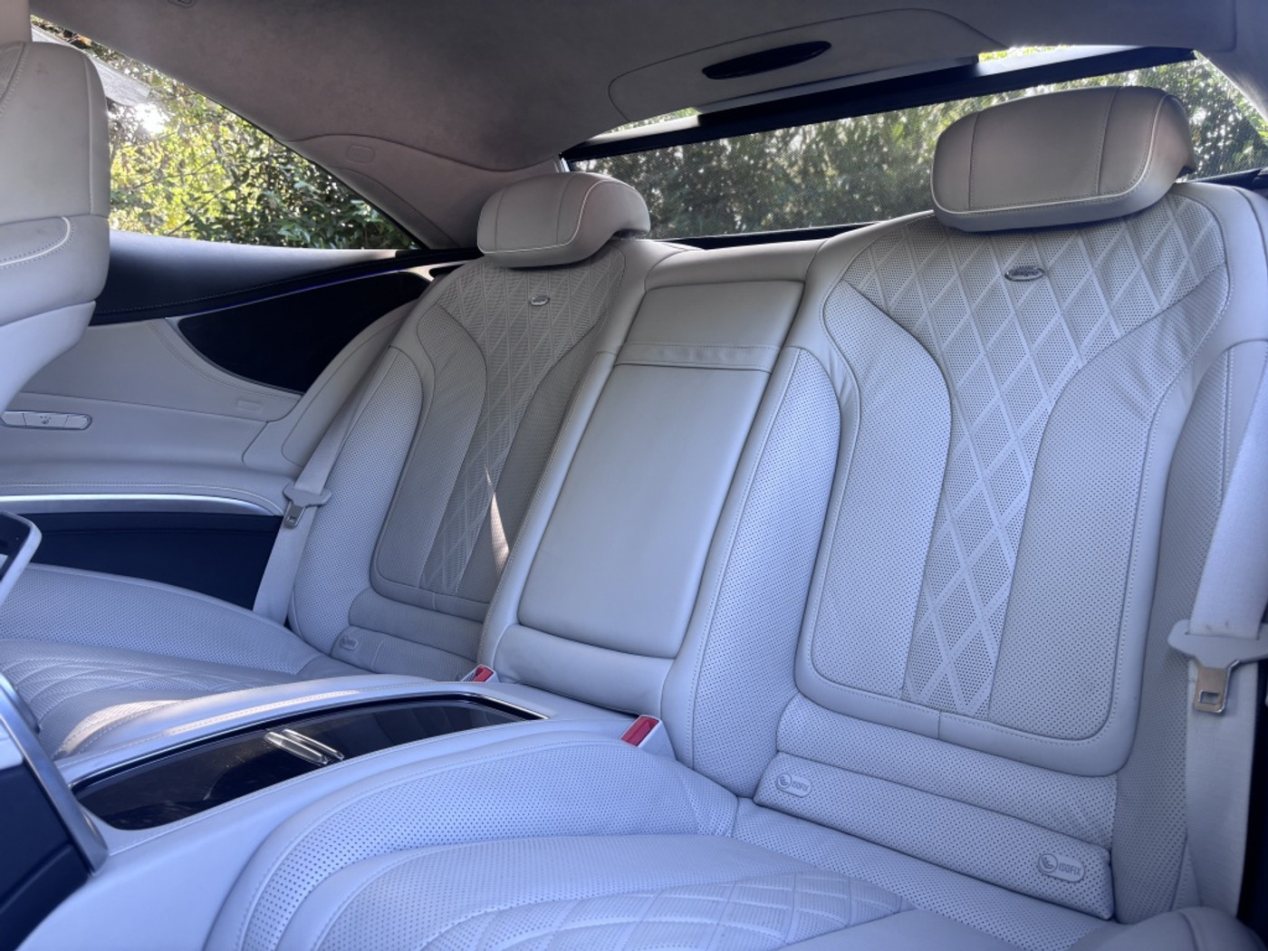 Foto van Mercedes-Benz S 500 4Matic