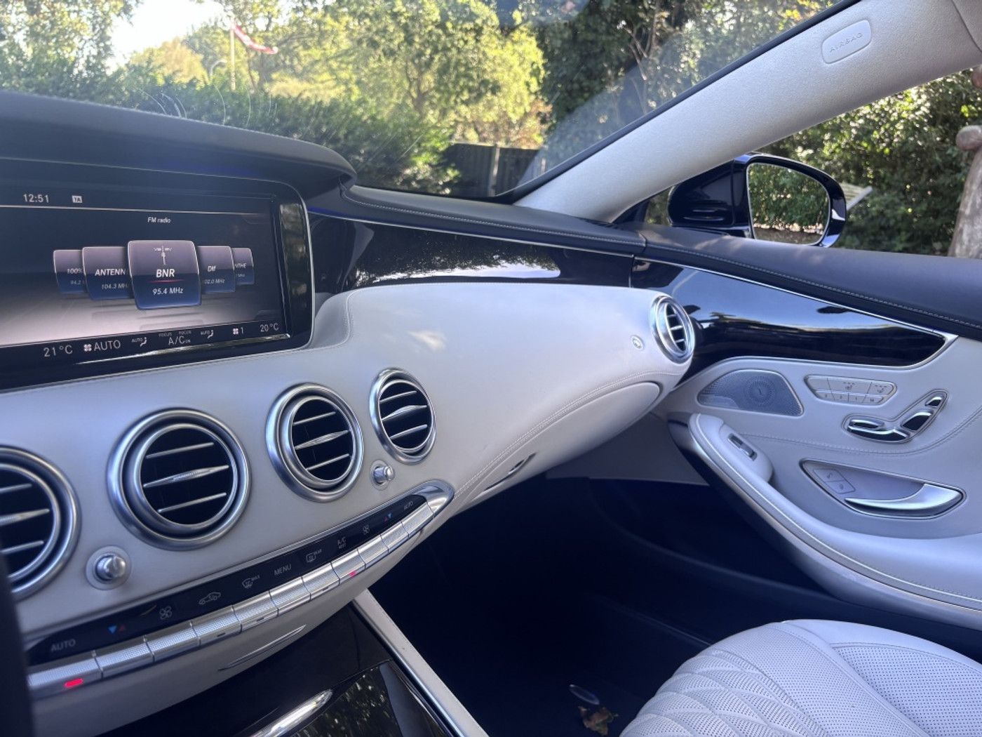 Foto van Mercedes-Benz S 500 4Matic