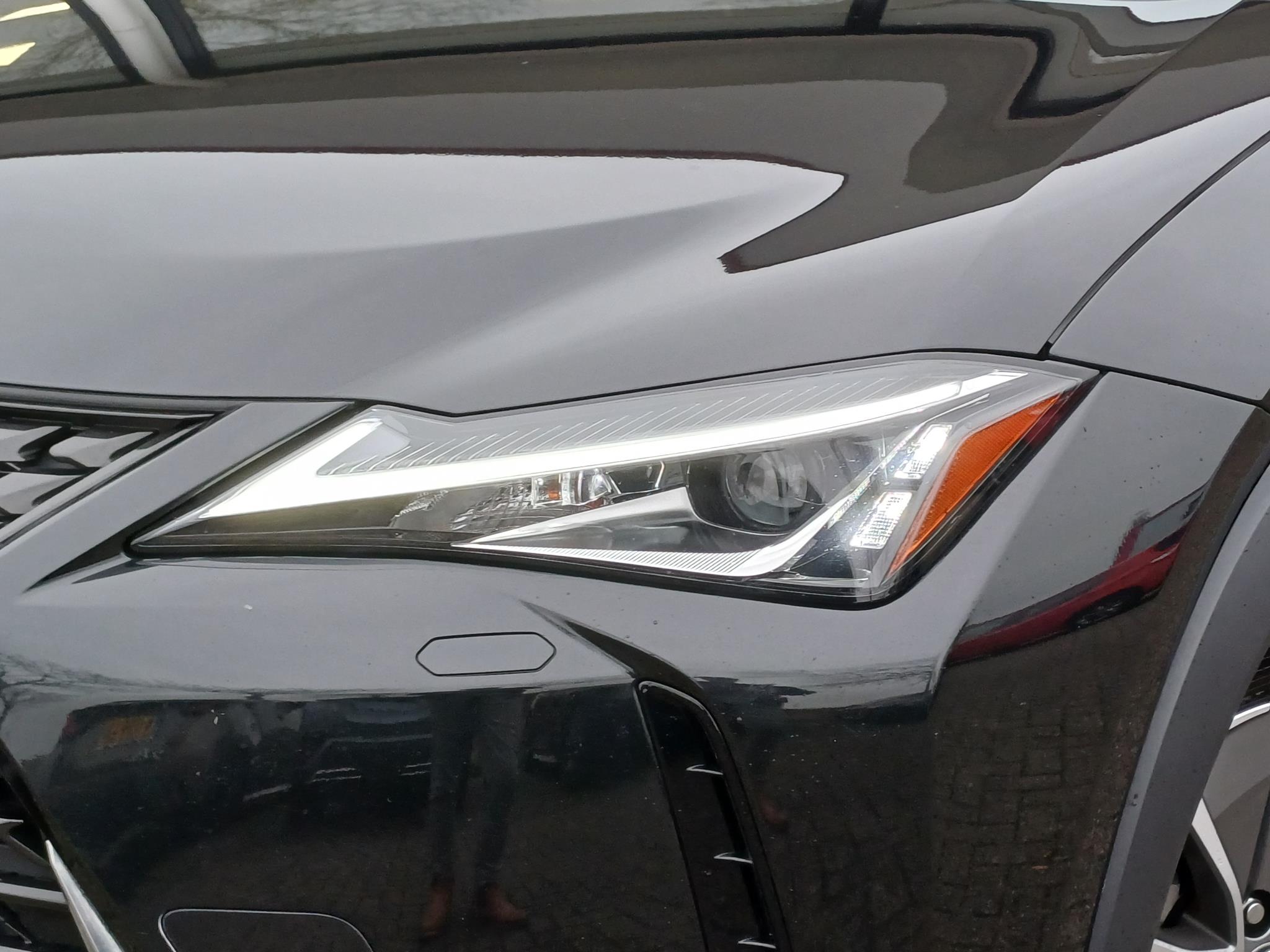 Foto van Lexus Lexus Ux300e
