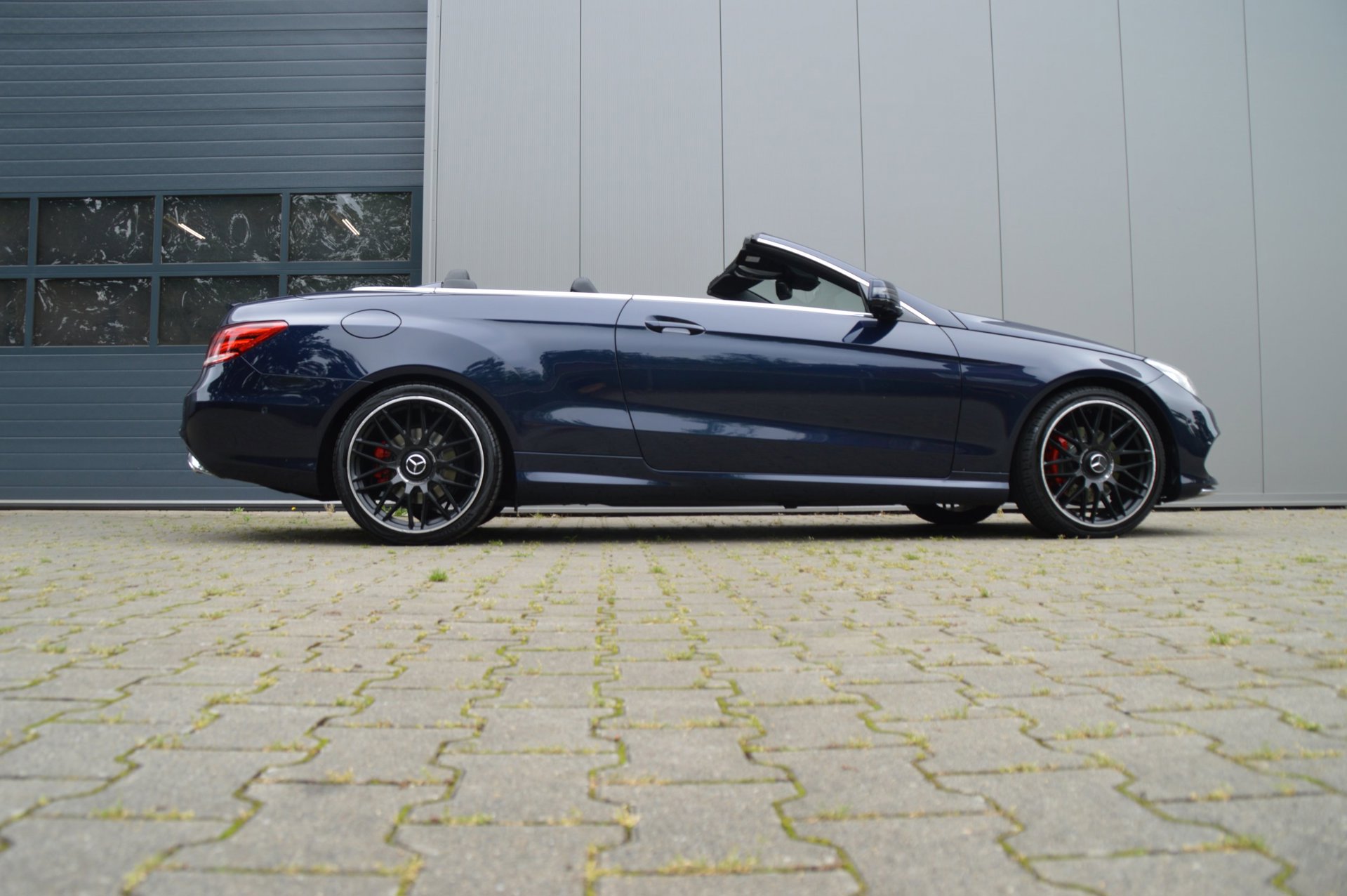Foto van Mercedes-Benz E 320