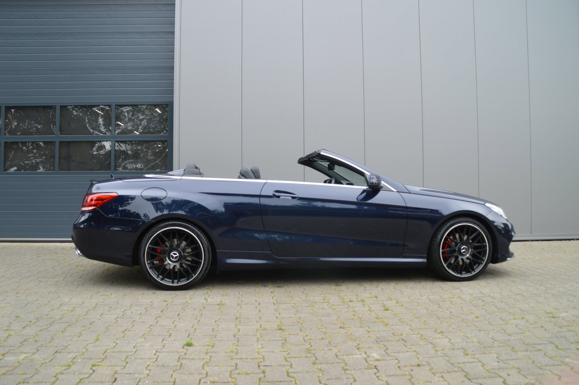 Foto van Mercedes-Benz E 320