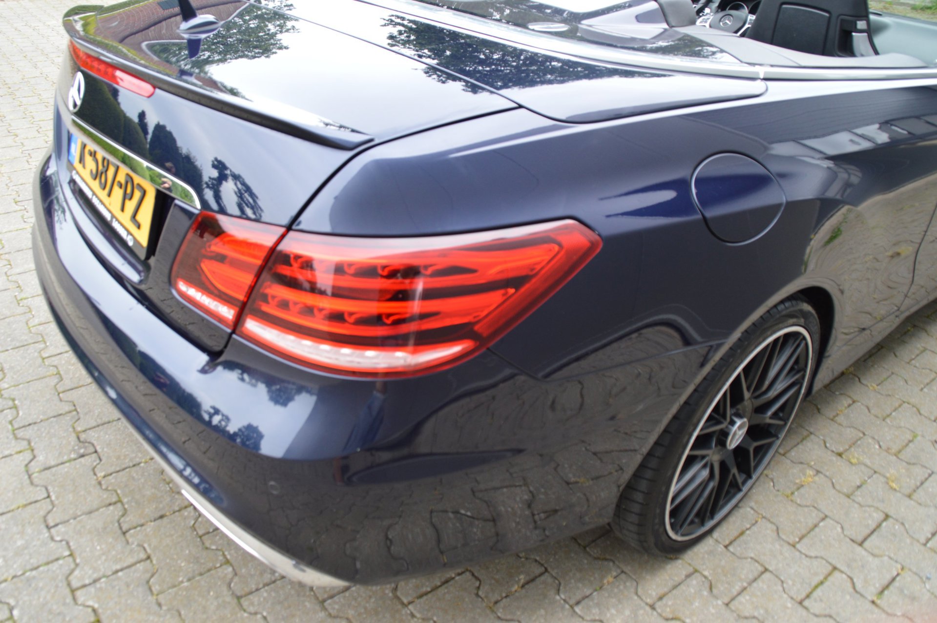 Foto van Mercedes-Benz E 320