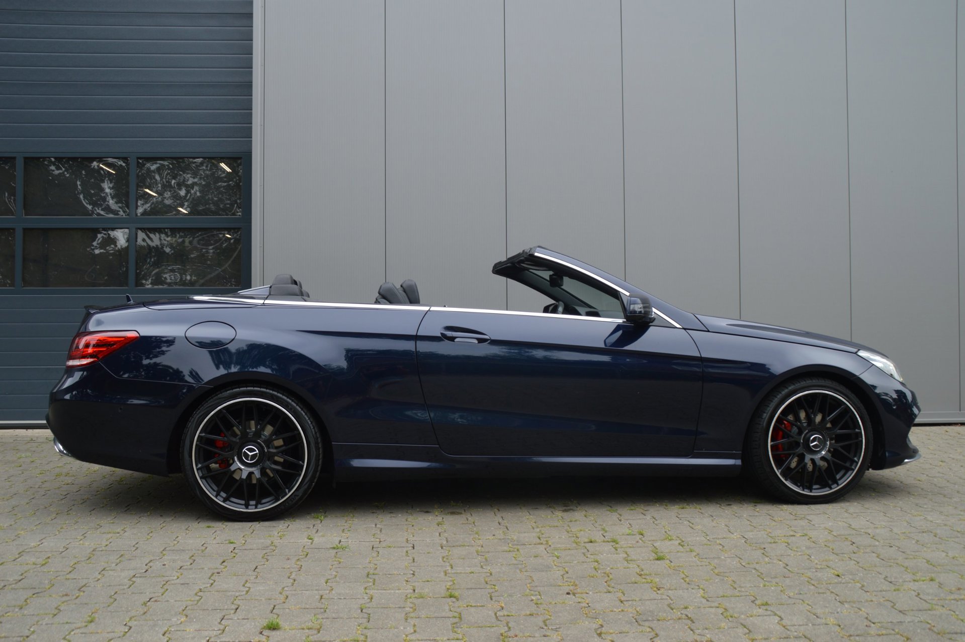 Foto van Mercedes-Benz E 320