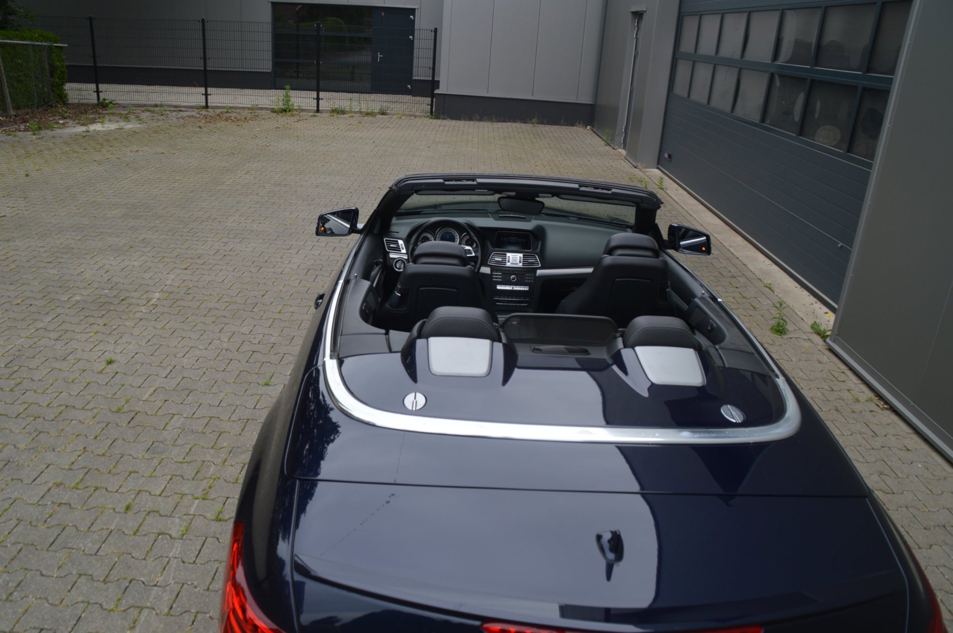 Foto van Mercedes-Benz E 320