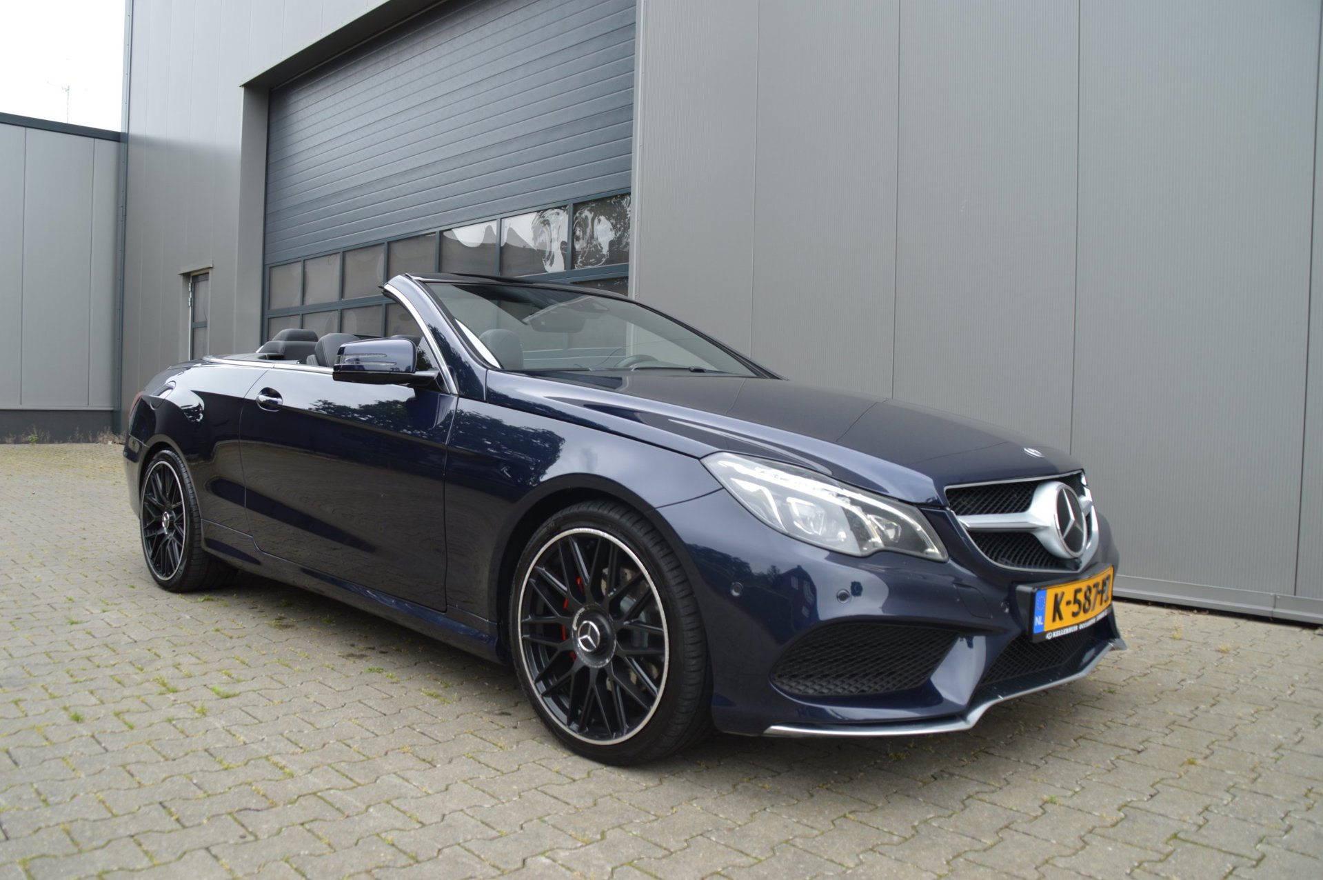Foto van Mercedes-Benz E 320