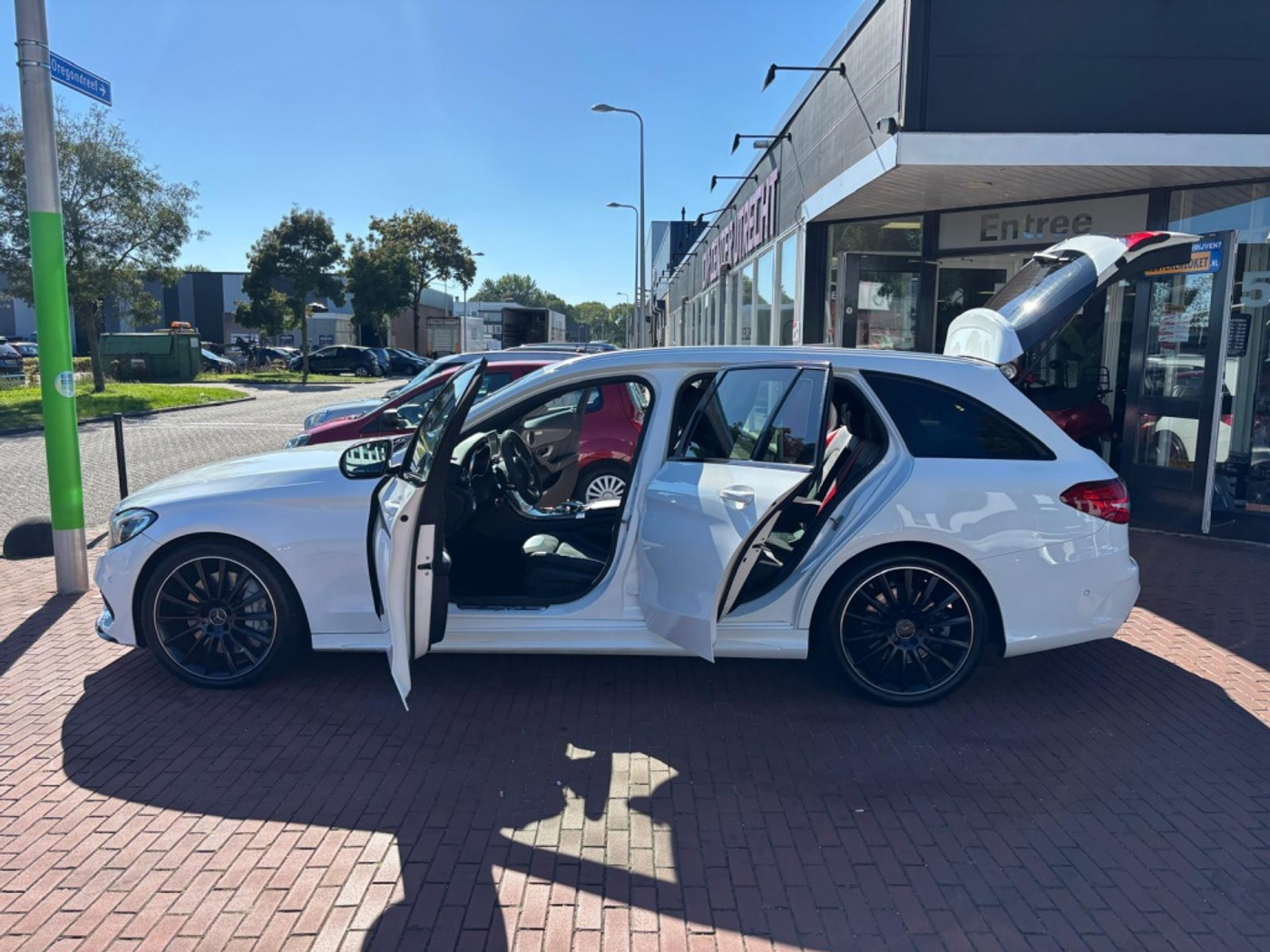 Foto van Mercedes-Benz AMG C 43