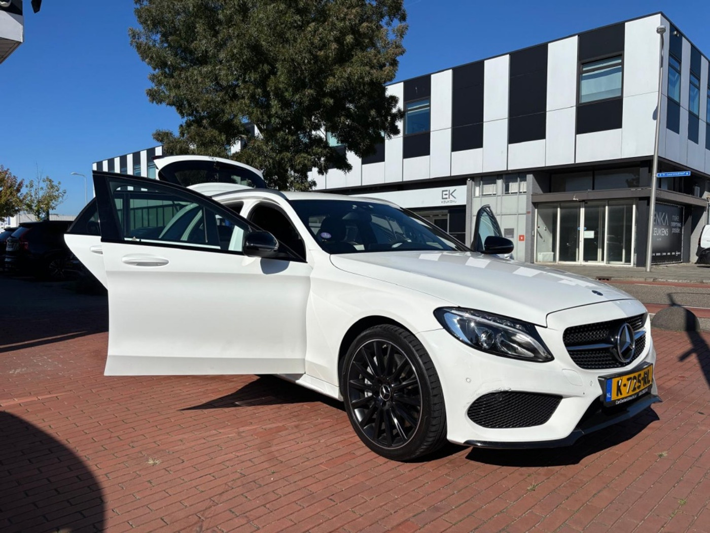 Foto van Mercedes-Benz AMG C 43