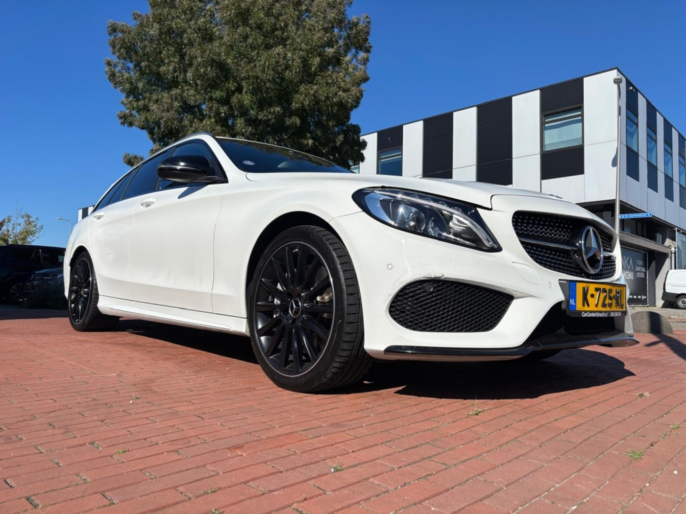 Foto van Mercedes-Benz AMG C 43