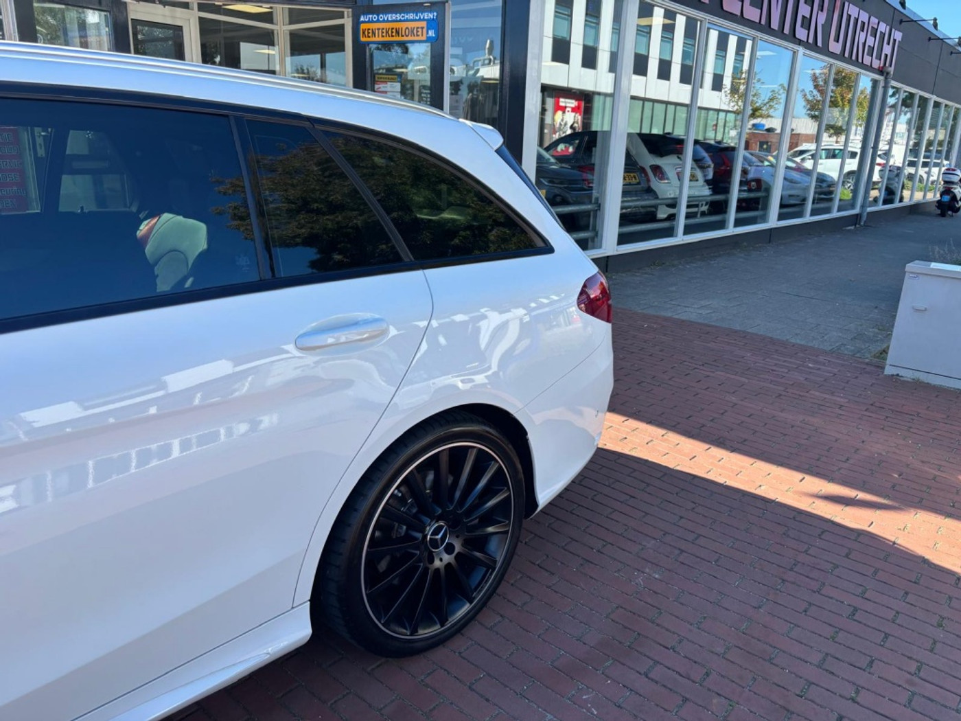 Foto van Mercedes-Benz AMG C 43