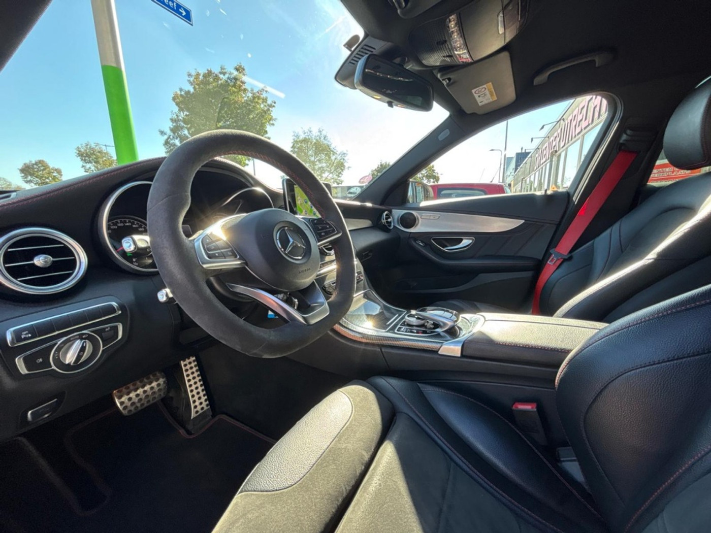 Foto van Mercedes-Benz AMG C 43