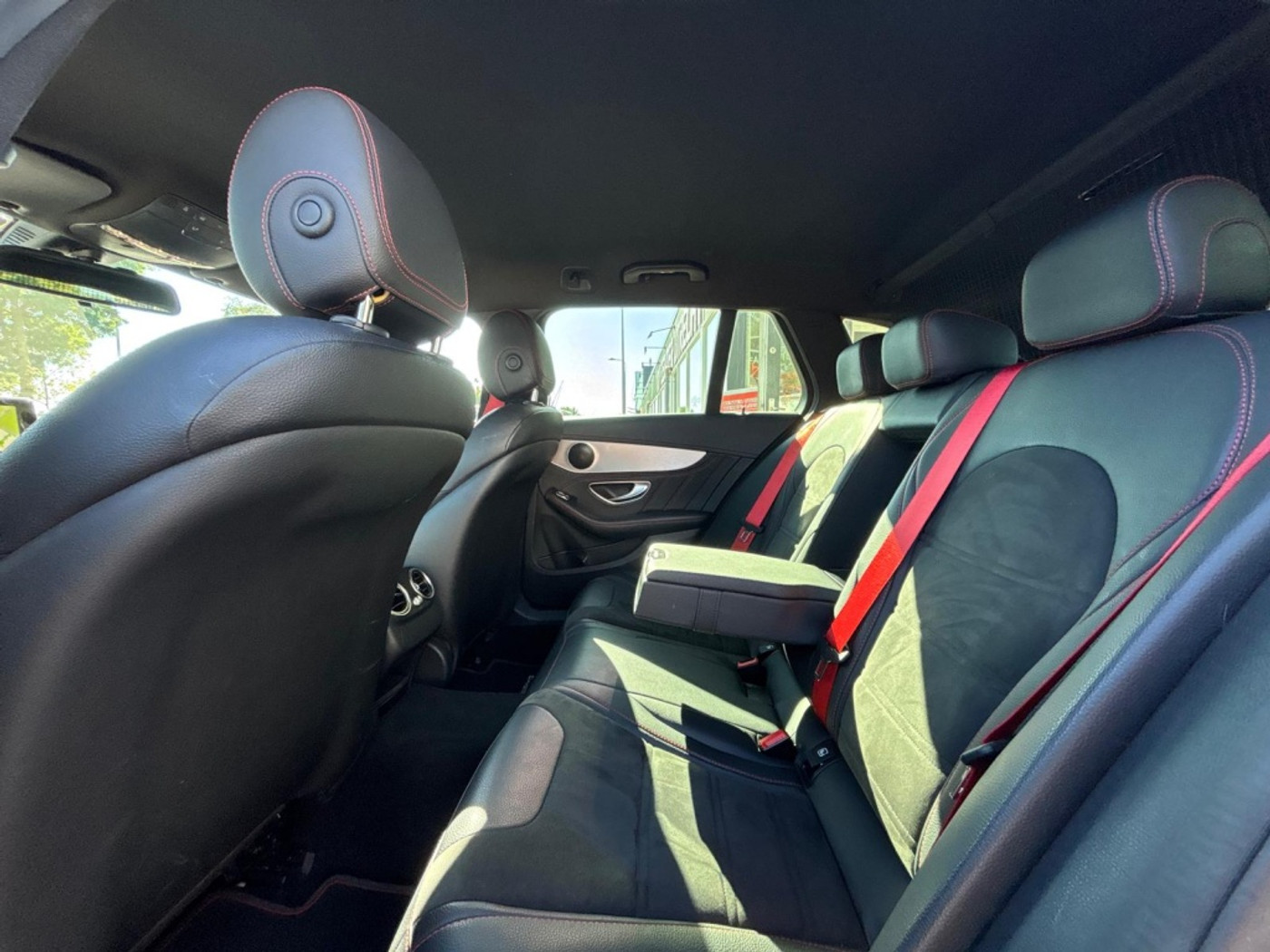 Foto van Mercedes-Benz AMG C 43
