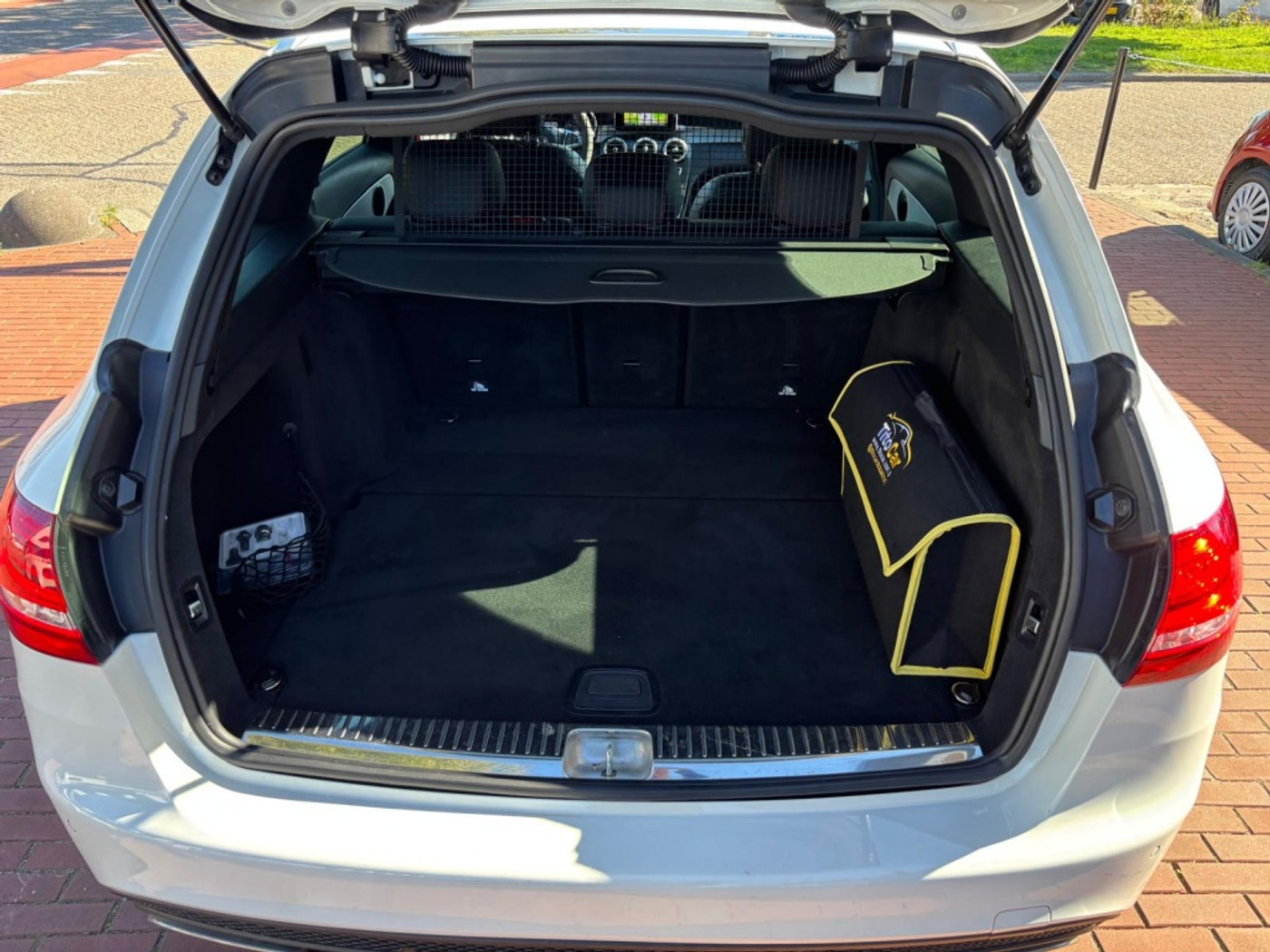 Foto van Mercedes-Benz AMG C 43