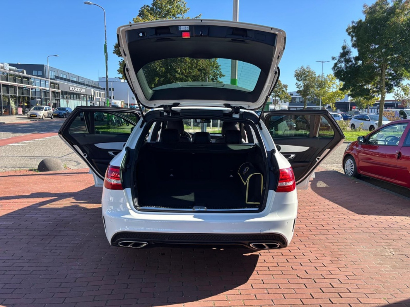 Foto van Mercedes-Benz AMG C 43