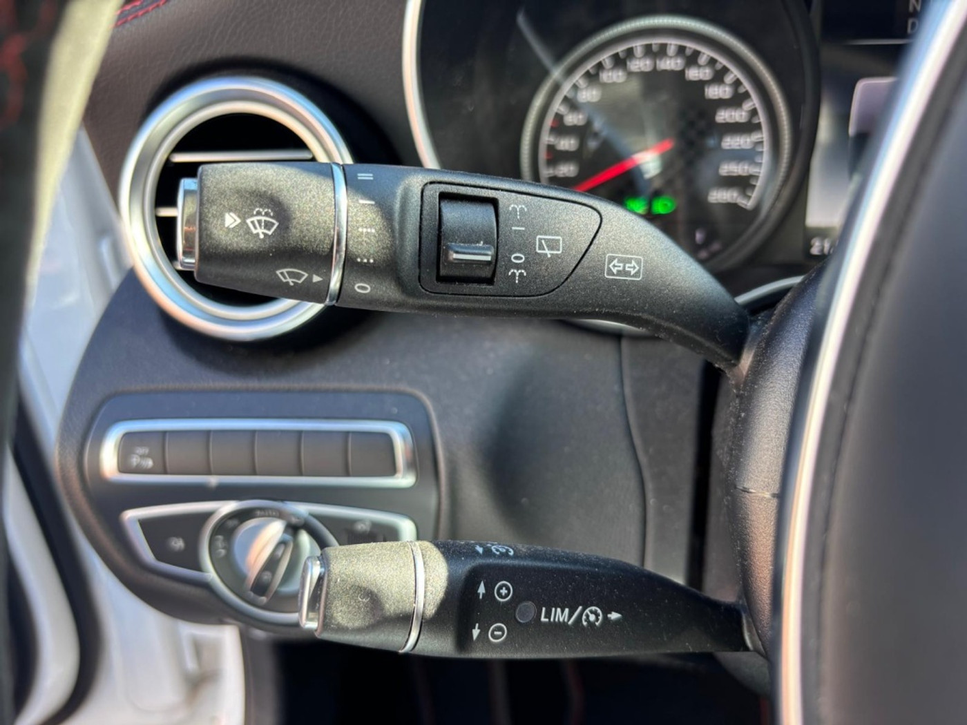 Foto van Mercedes-Benz AMG C 43