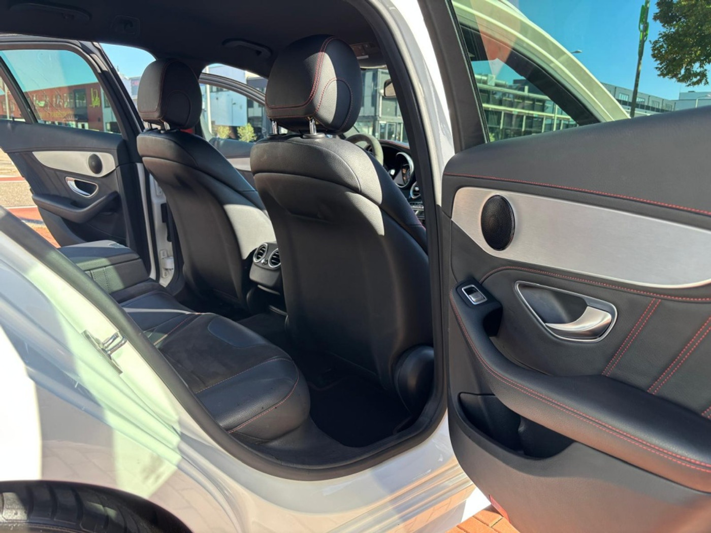Foto van Mercedes-Benz AMG C 43